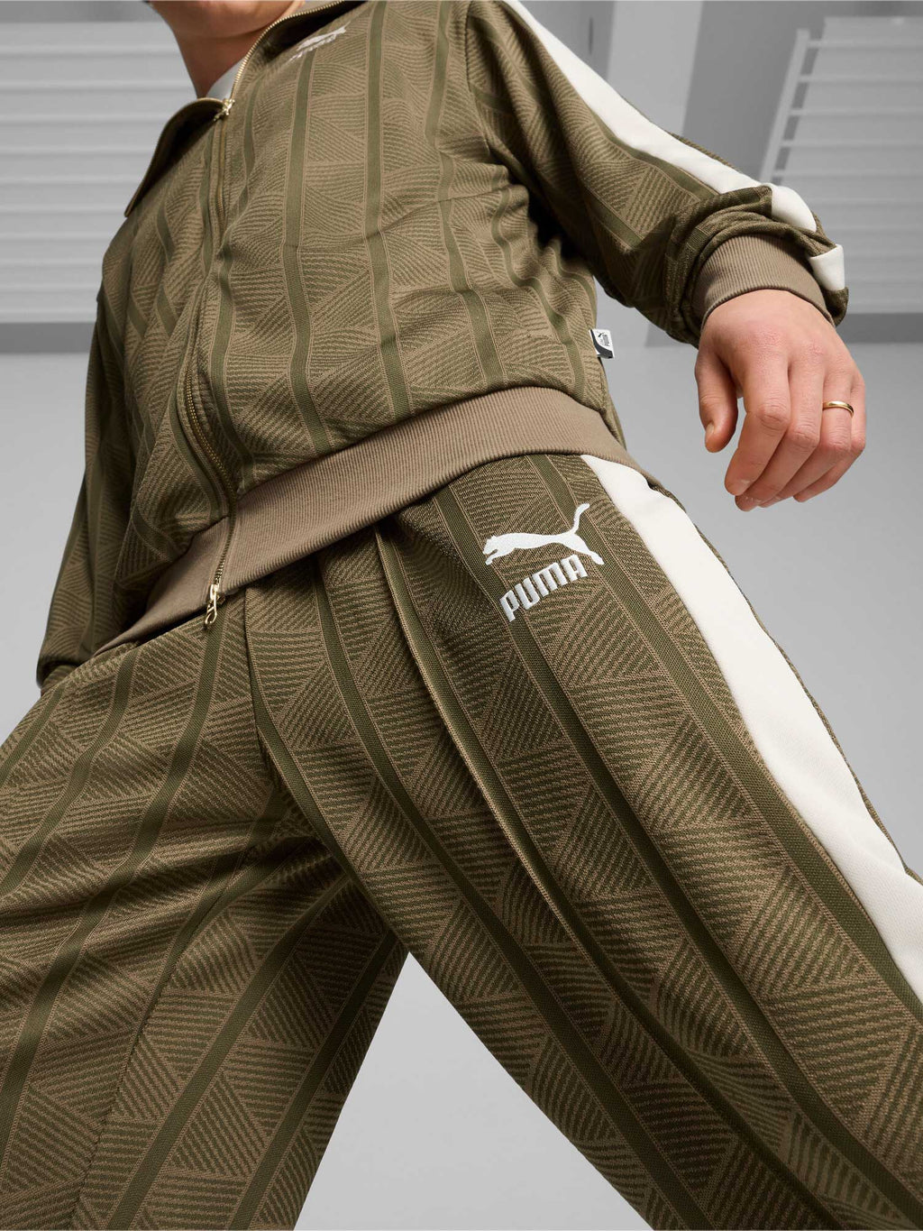 PUMA Спортно долнище The NeverWorn II T7 Track Pants