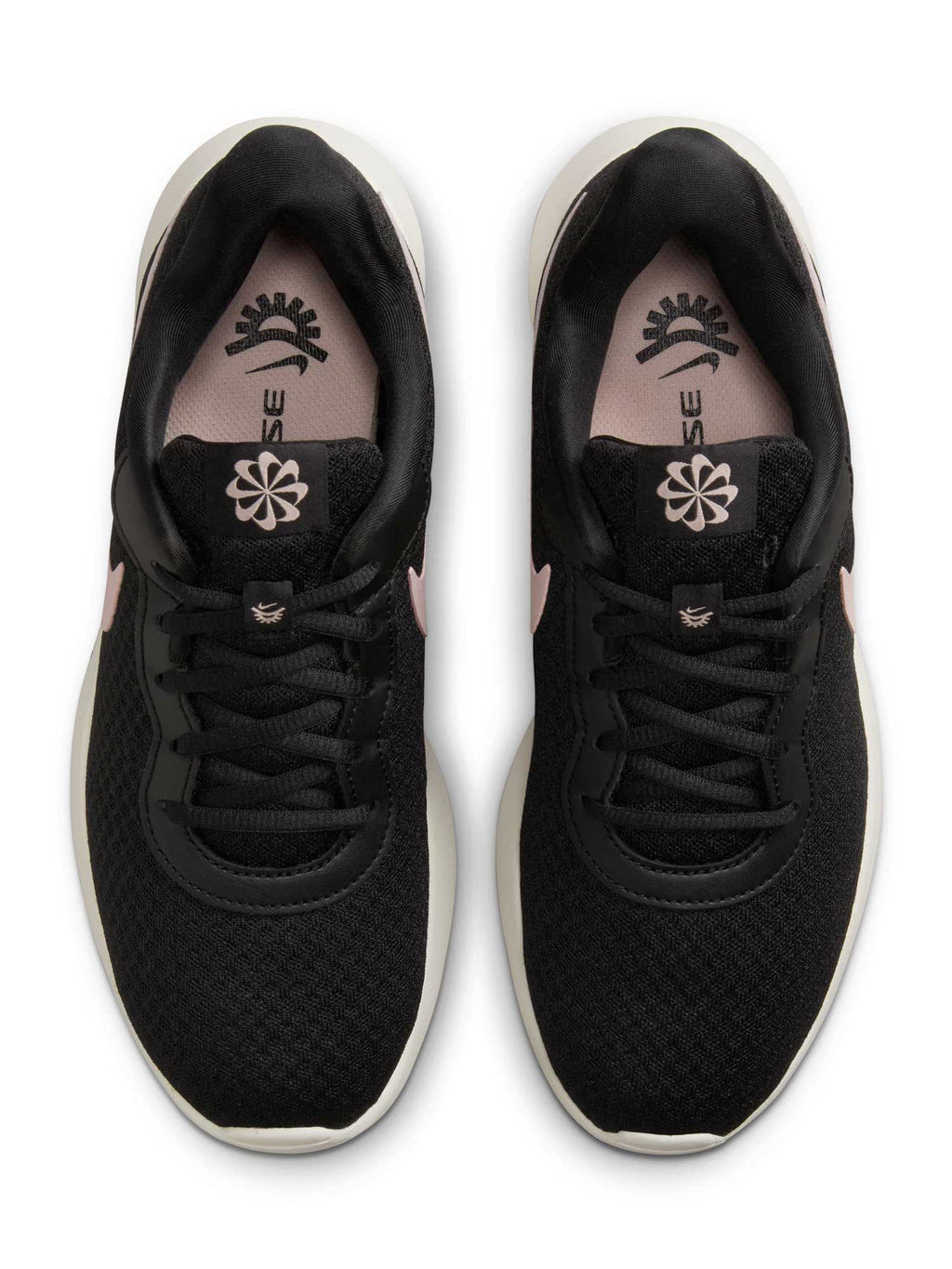NIKE Обувки WMNS TANJUN FLYEASE