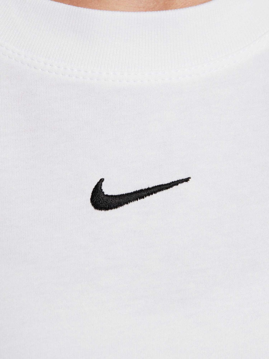 NIKE Тениска W NSW TEE ESSNTL LBR
