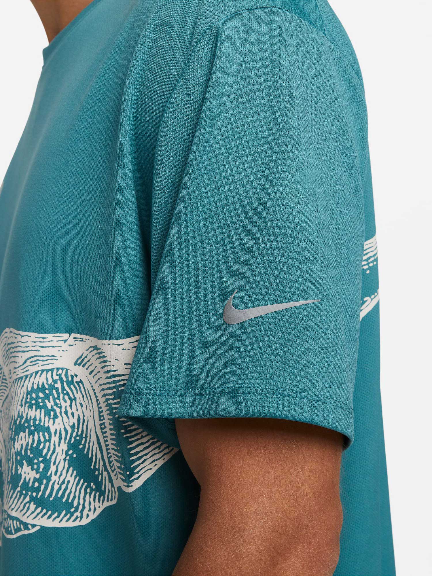 NIKE Тениска M NK DF UV RUN DVN MILER SS GX