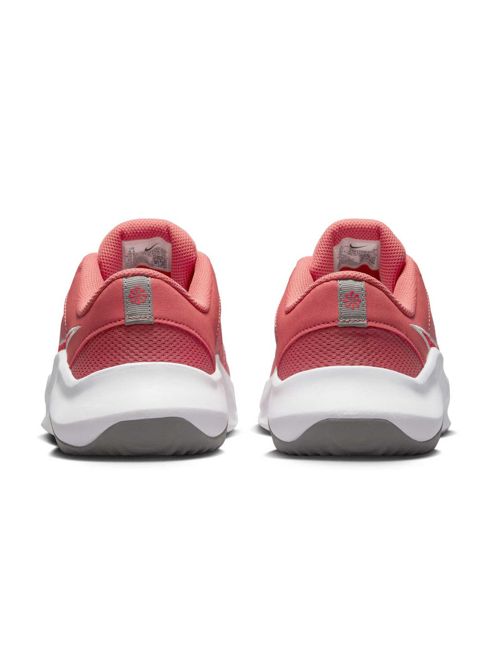 NIKE Обувки M LEGEND ESSENTIAL 3 NN