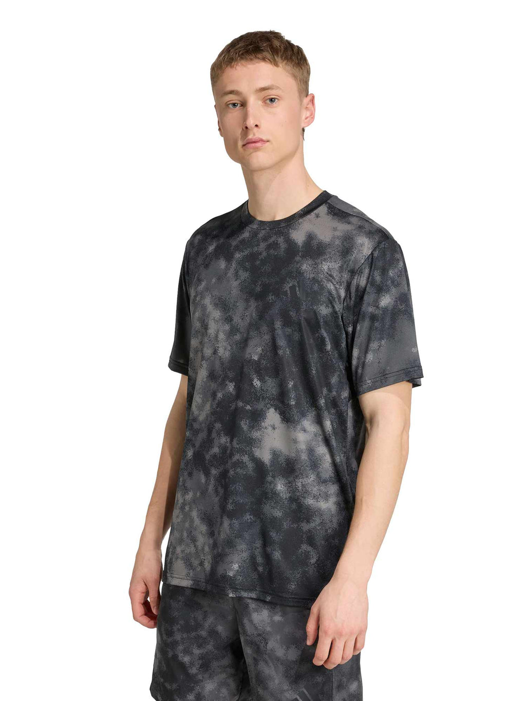 ADIDAS PERFORMANCE Тениска Train Essentials Seasonal All Over Print