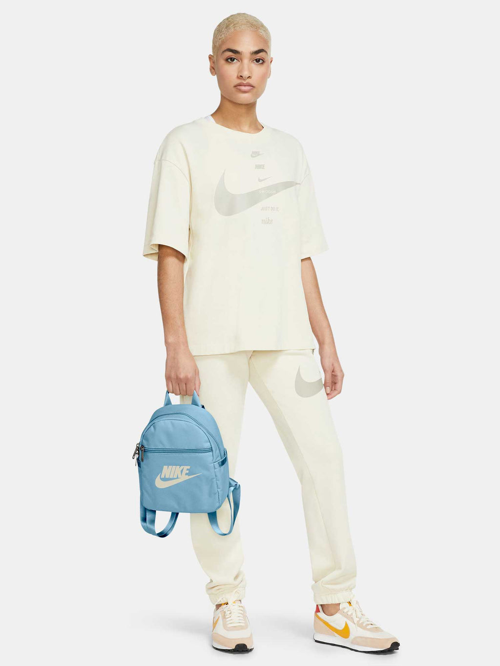 NIKE Раница W NSW FUTURA 365 MINI BKPK