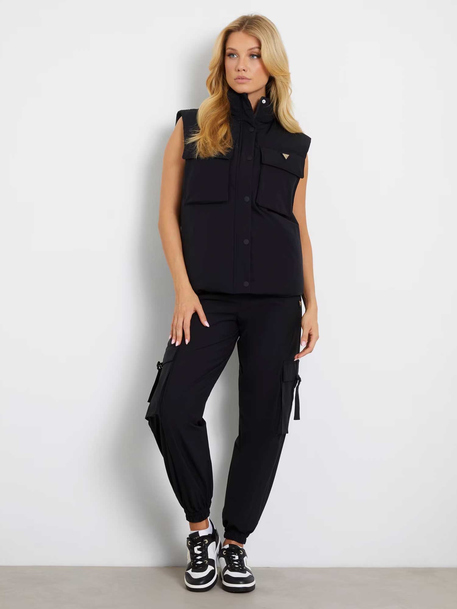 GUESS Елек AURLIE SL PUFFER OVERSHIRT
