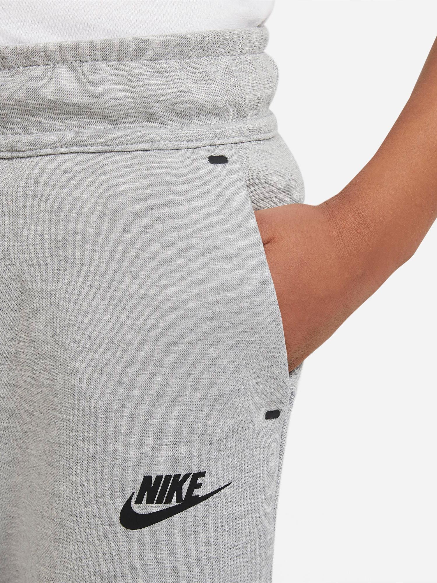 NIKE Спортно долнище B NSW TCH FLC
