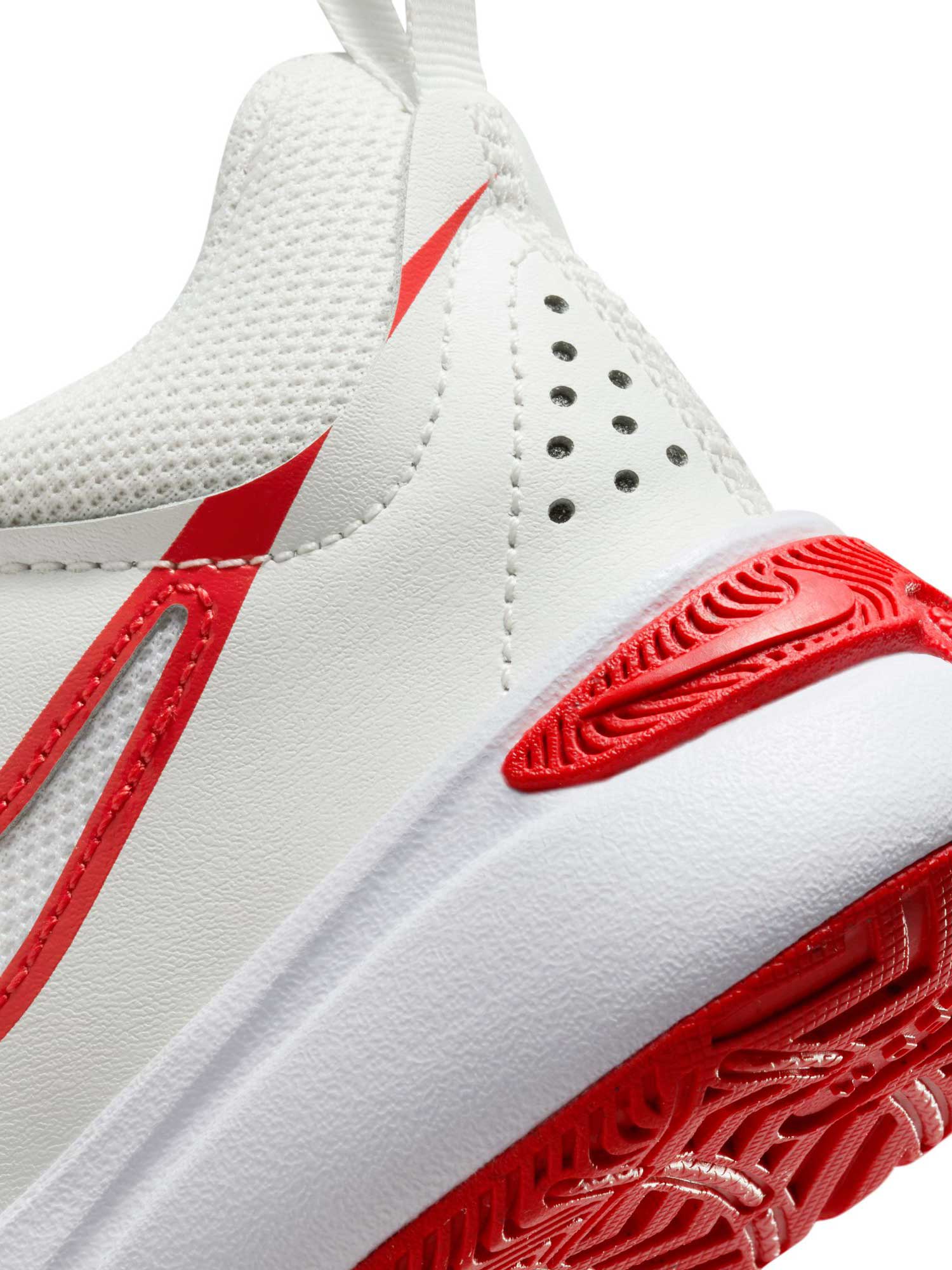 NIKE Обувки TEAM HUSTLE D 11 (PS)