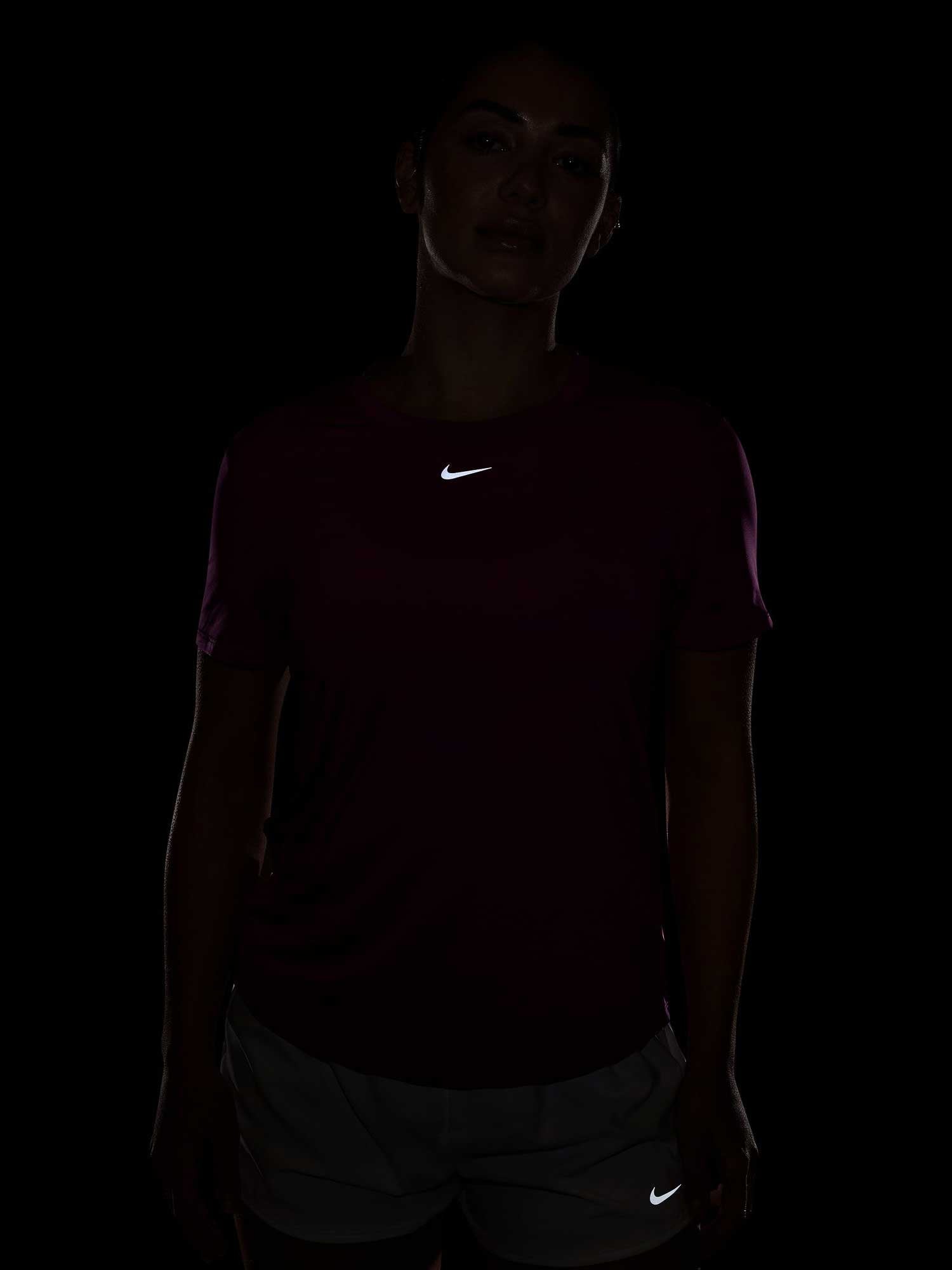 NIKE Тениска W NK ONE CLASSIC DF SS TOP