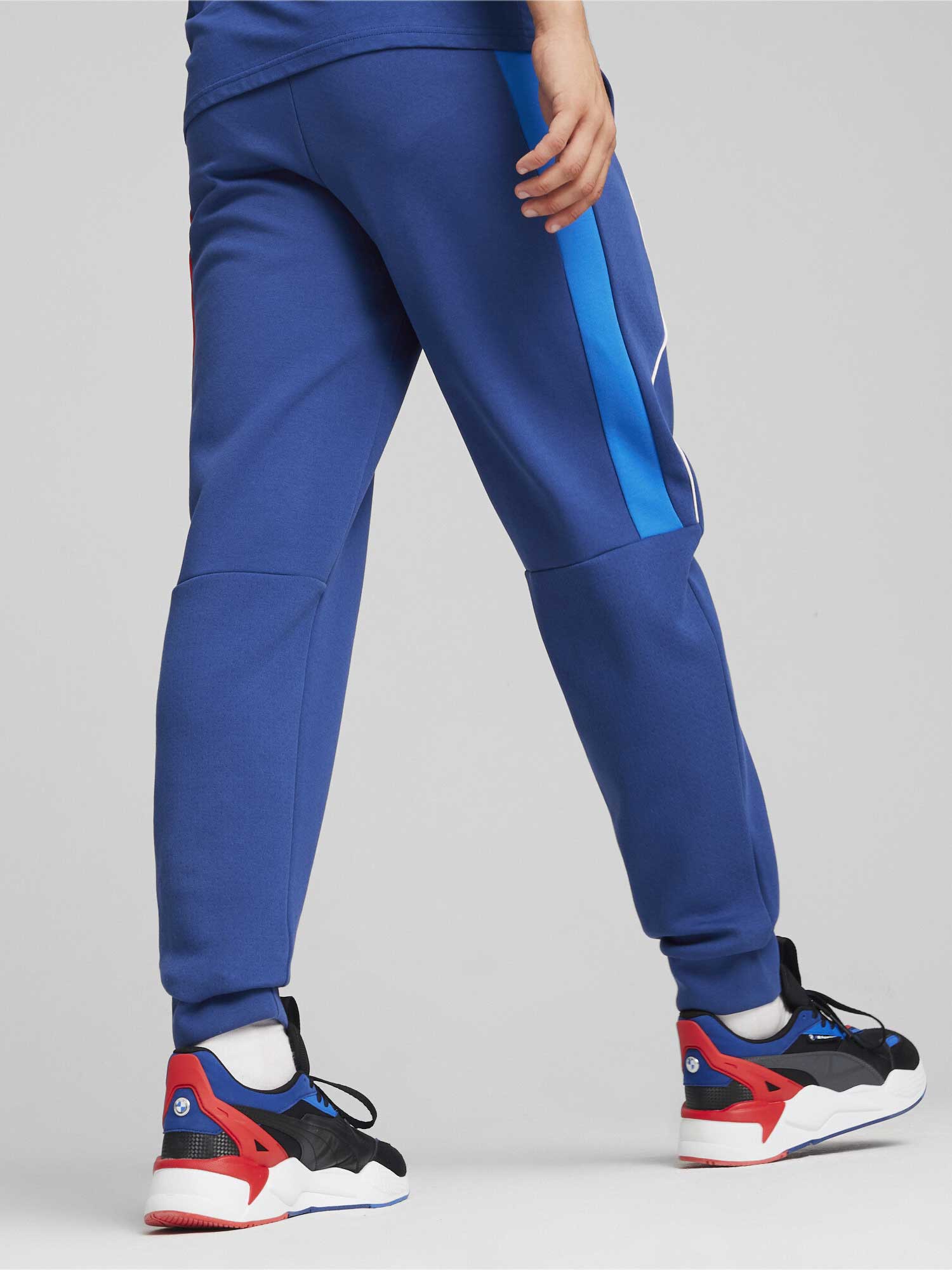 PUMA Спортно долнище BMW MMS Sweat Pants, reg/cc