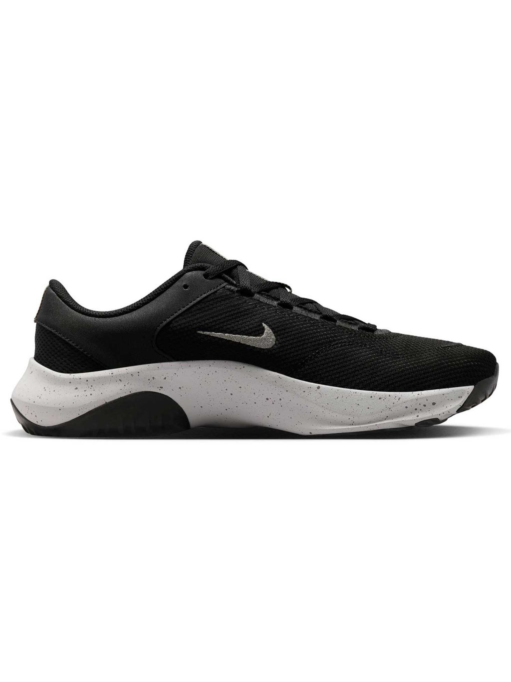 NIKE Обувки M LEGEND ESSENTIAL 3 NN