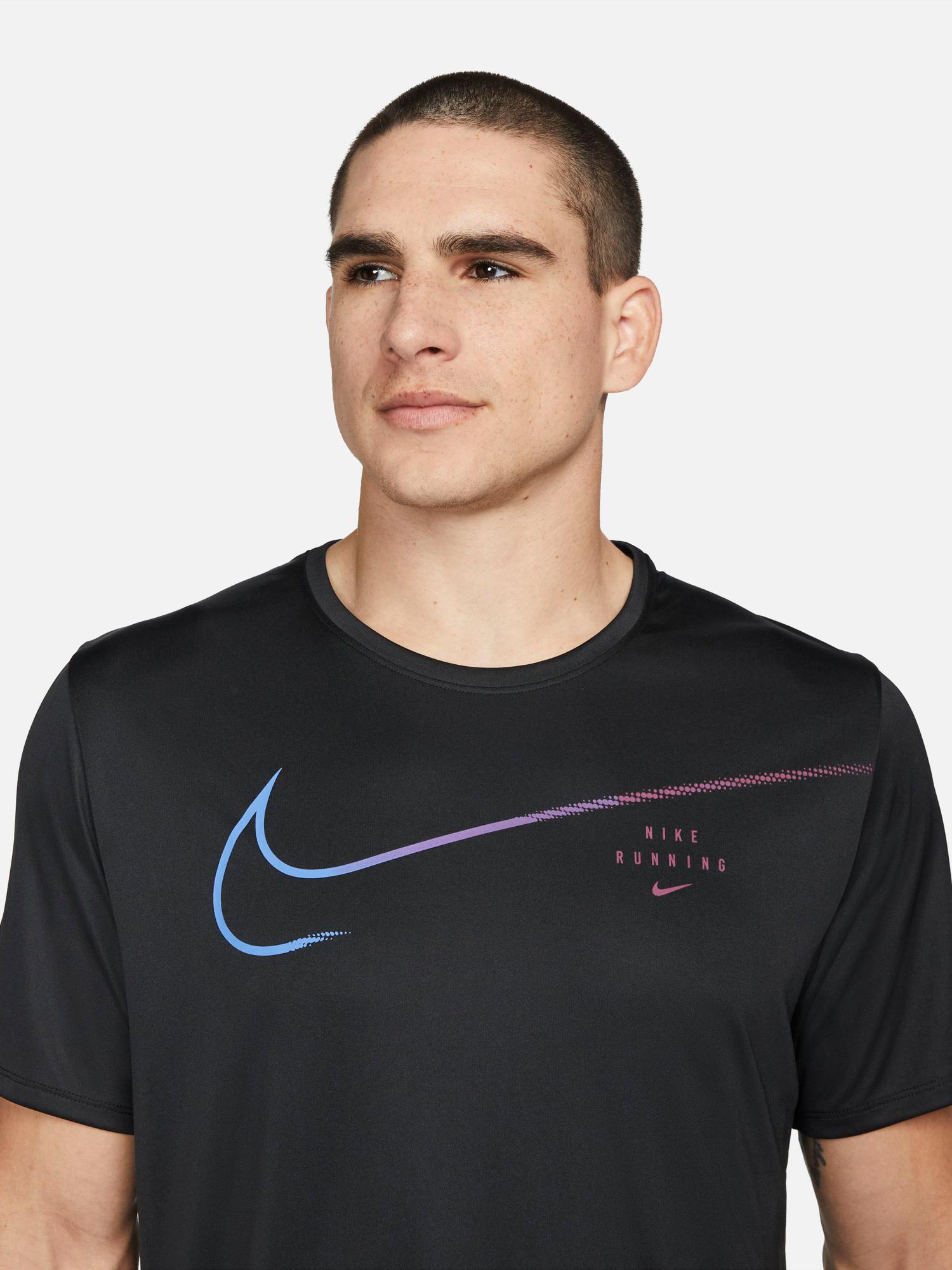 NIKE Тениска M DF UV RUN DVN MILER