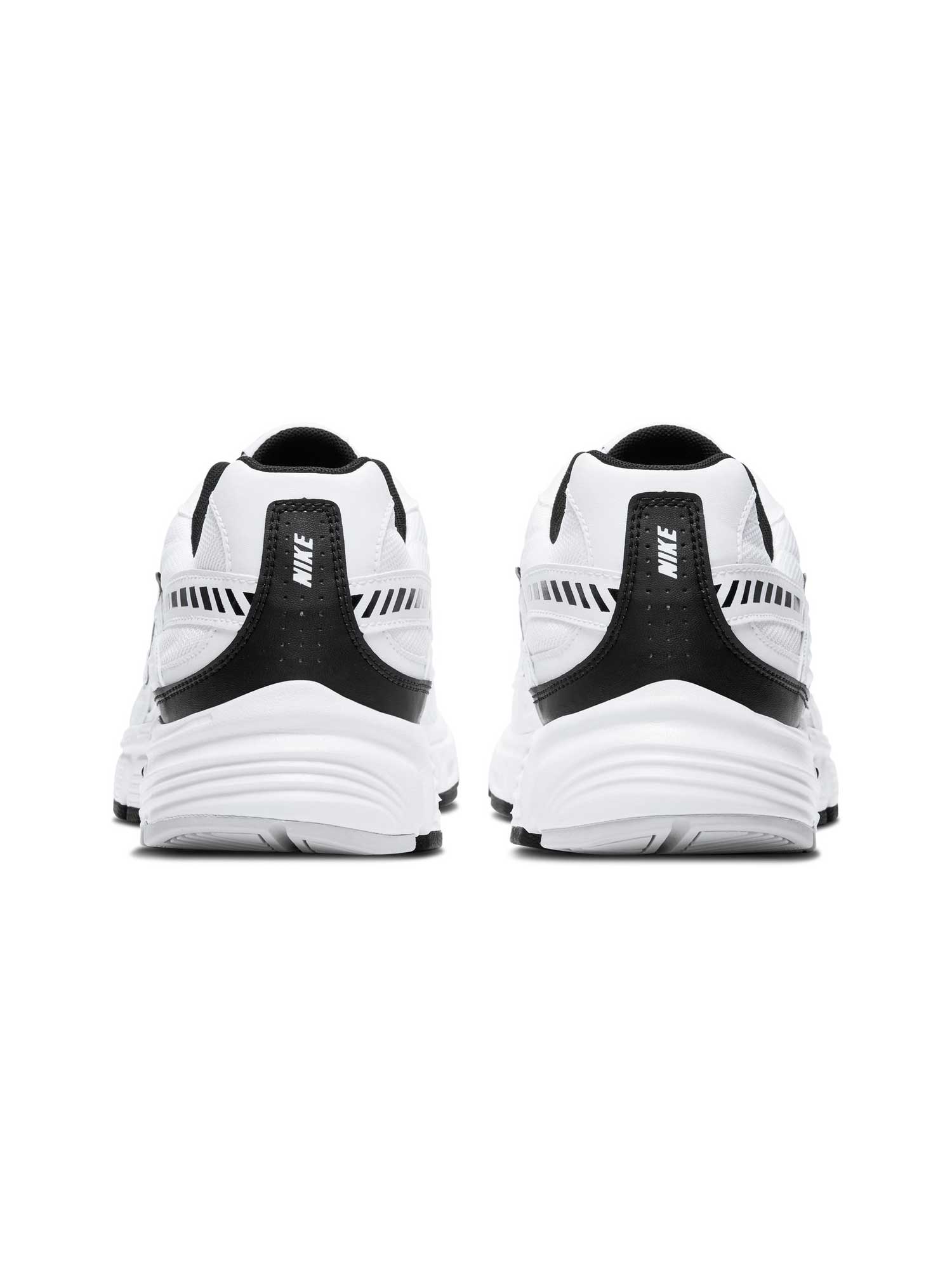 NIKE Обувки INITIATOR