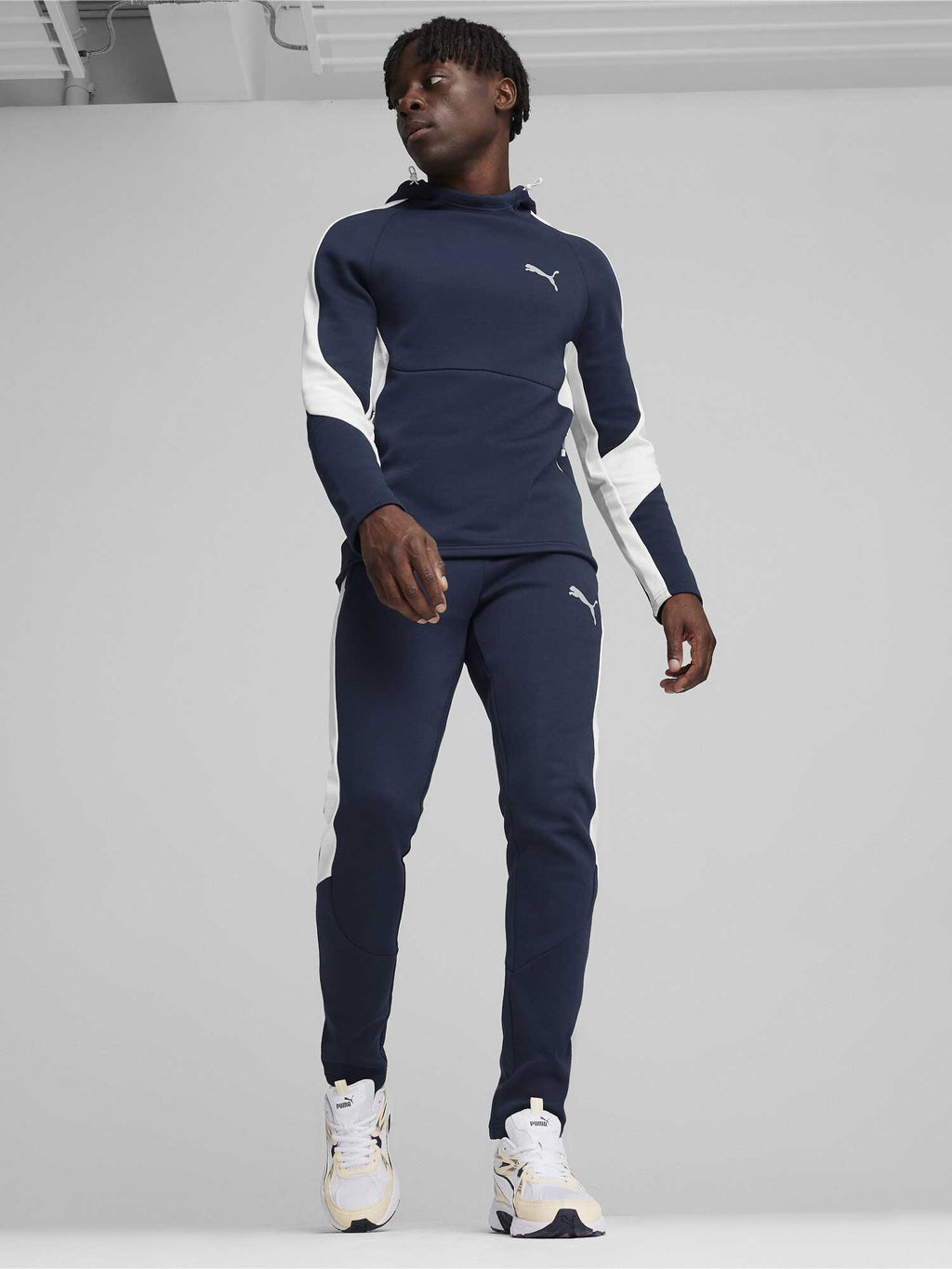 PUMA Спортно долнище EVOSTRIPE Pants DK