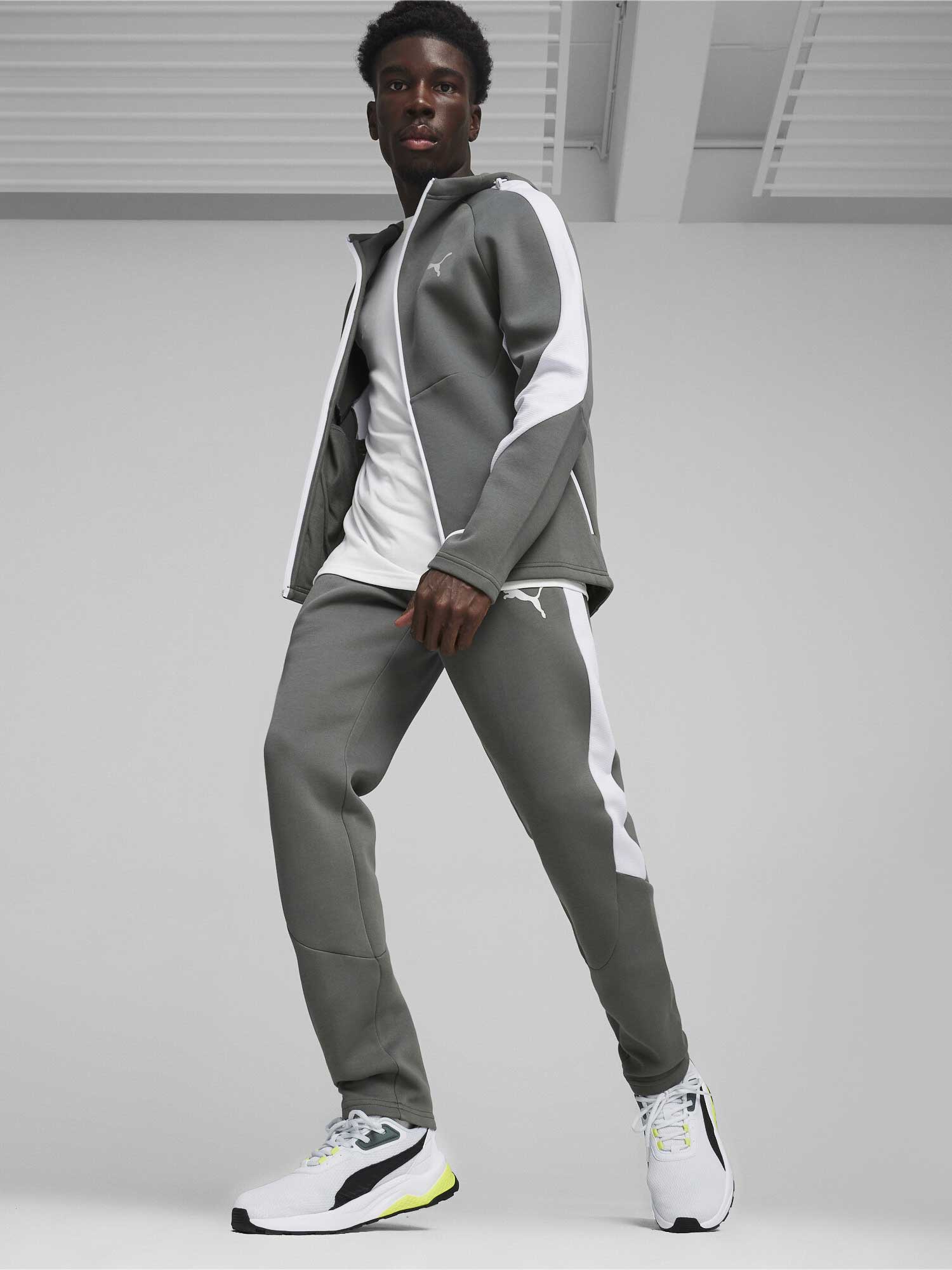 PUMA Спортно долнище EVOSTRIPE Pants DK