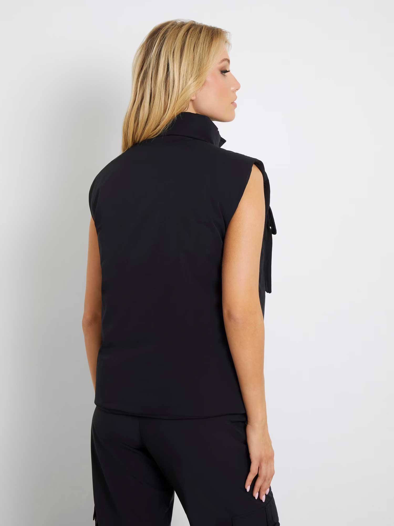 GUESS Елек AURLIE SL PUFFER OVERSHIRT
