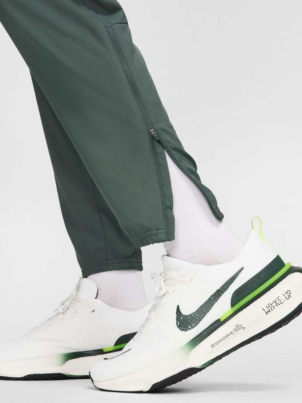 NIKE Спортно долнище M NK DF CHALLENGR WVN PANT
