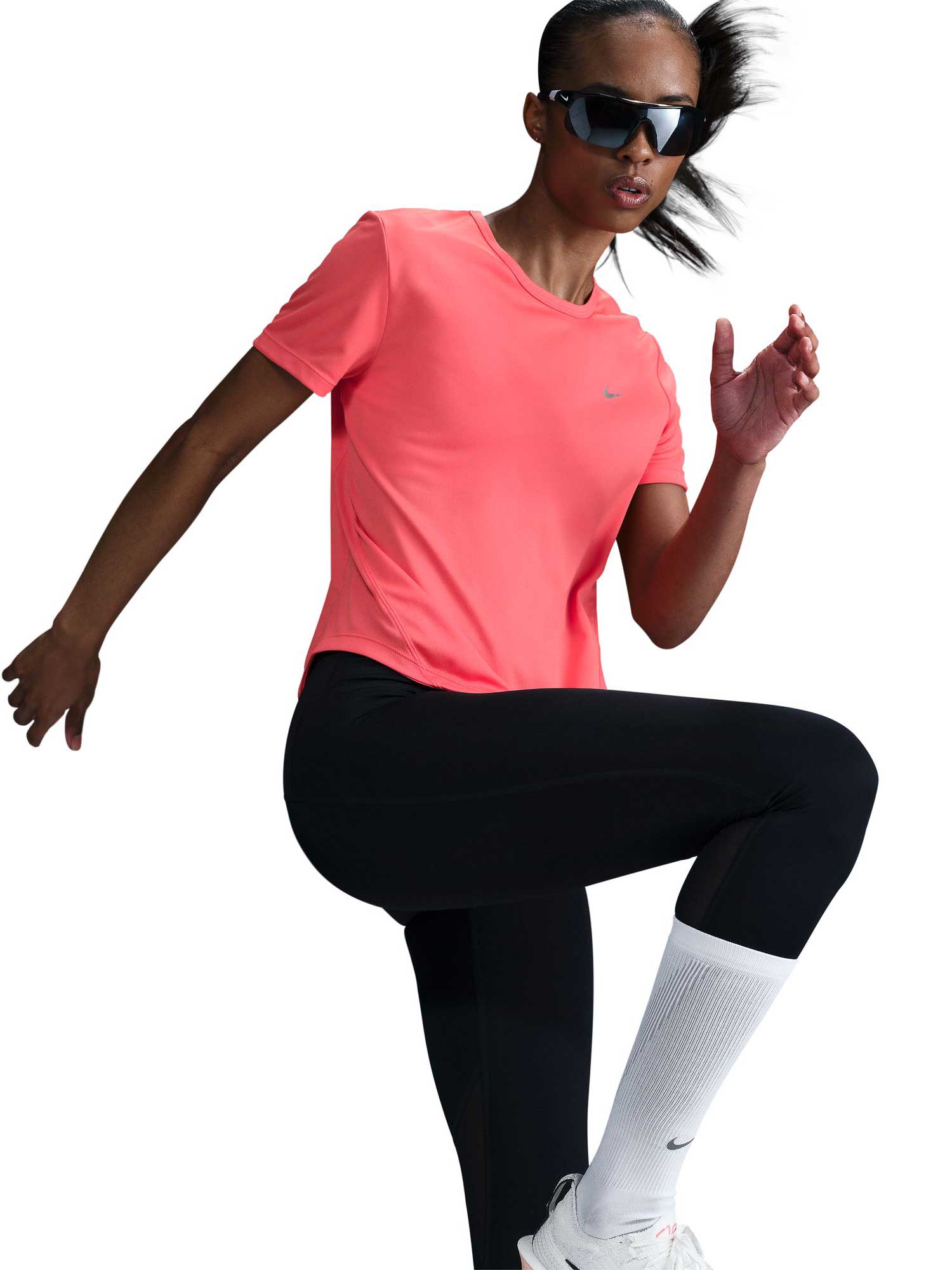 NIKE Тениска W NK TEMPO DF SS TOP