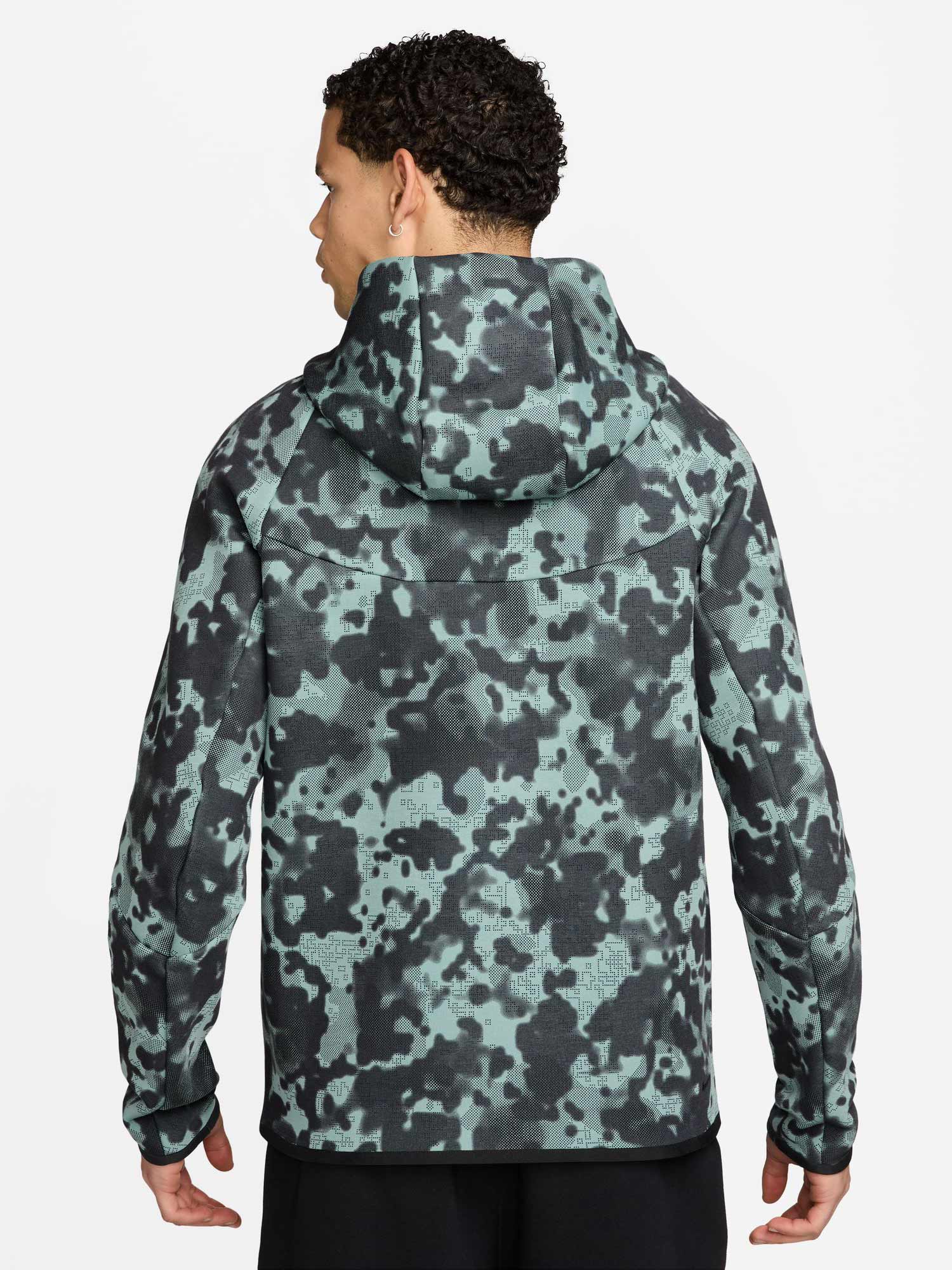 NIKE Суитшърт M NK TECH FLC WR FZ JKT CAMO