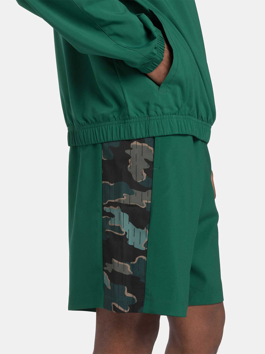 REEBOK Къси панталони TRAIN MOTION CAMO SHORT