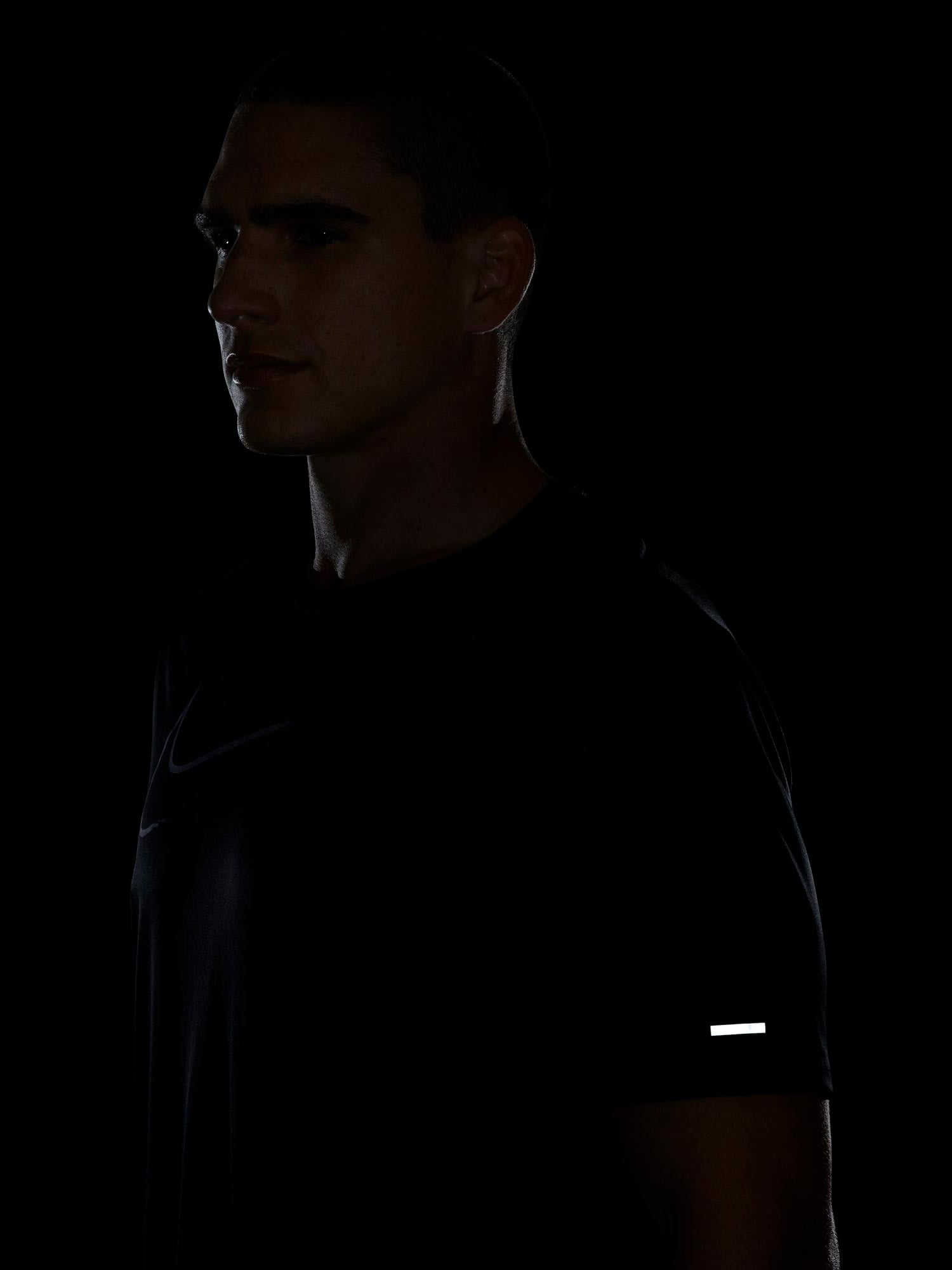NIKE Тениска M DF UV RUN DVN MILER