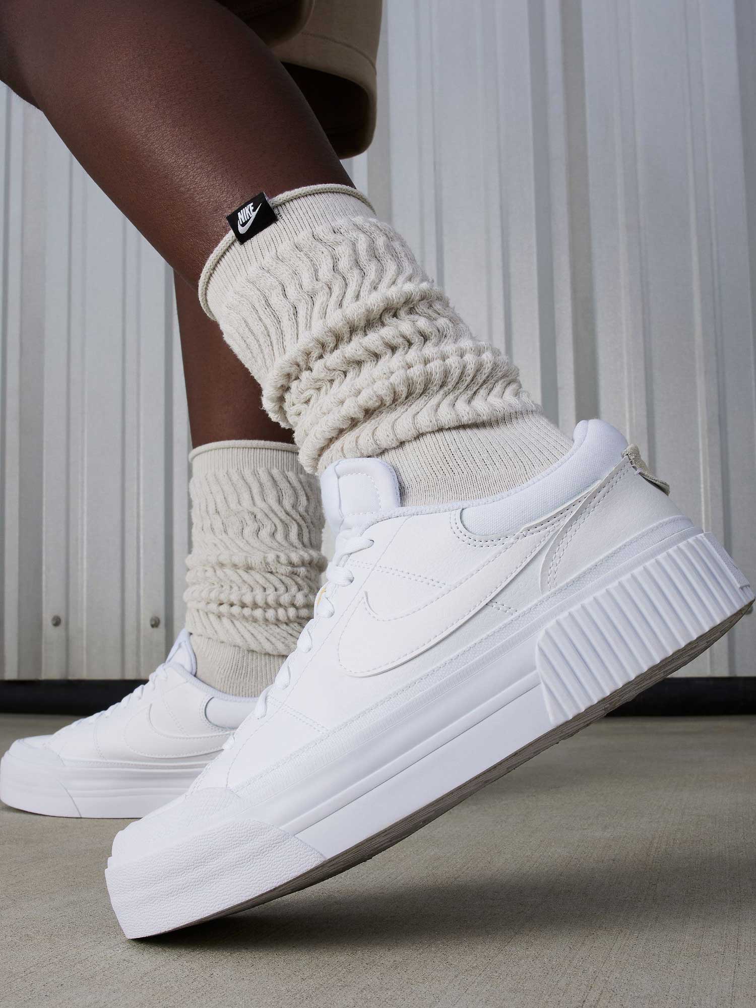 NIKE Обувки WMNS COURT LEGACY LIFT