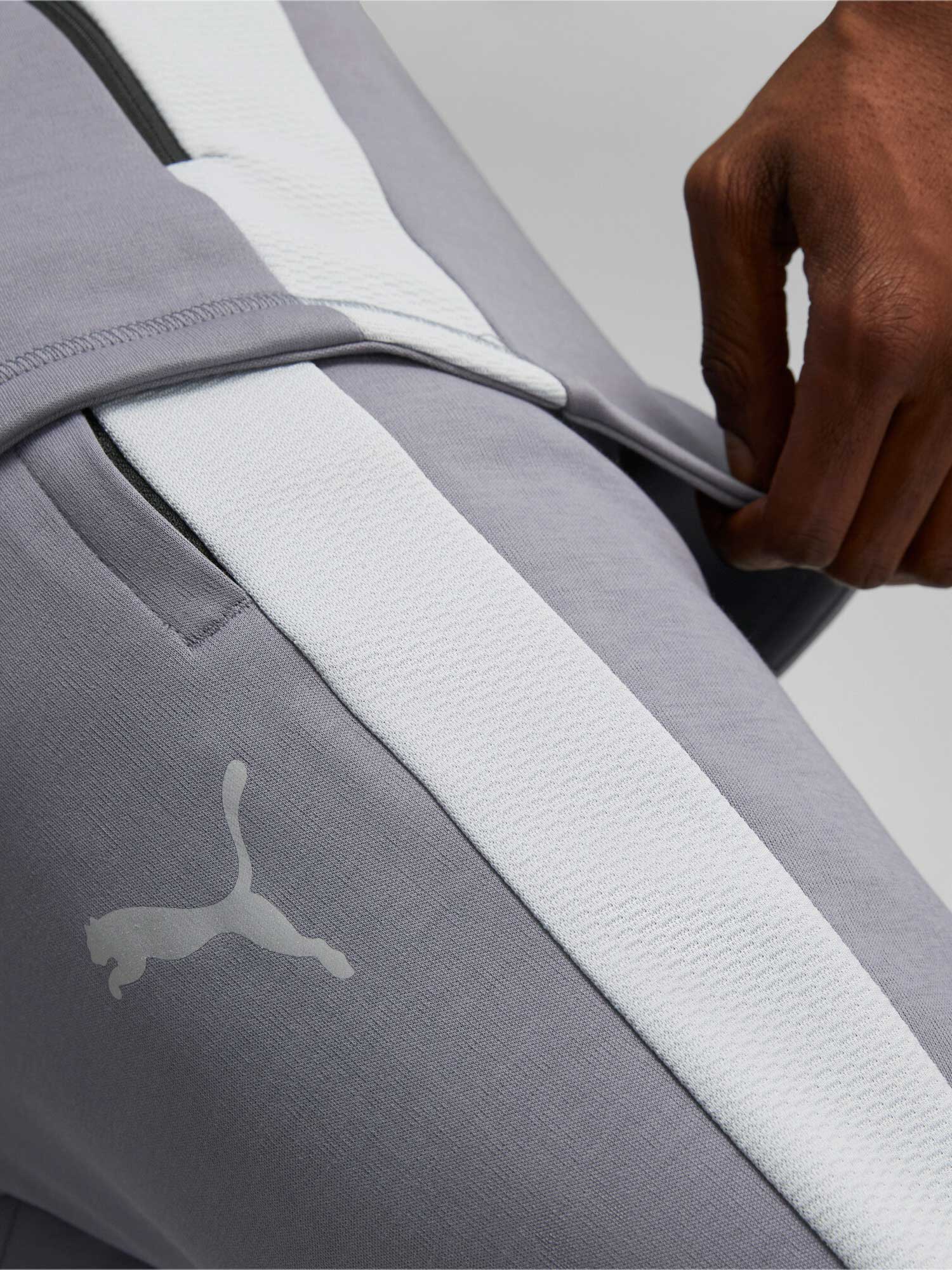 PUMA Спортно долнище EVOSTRIPE DK