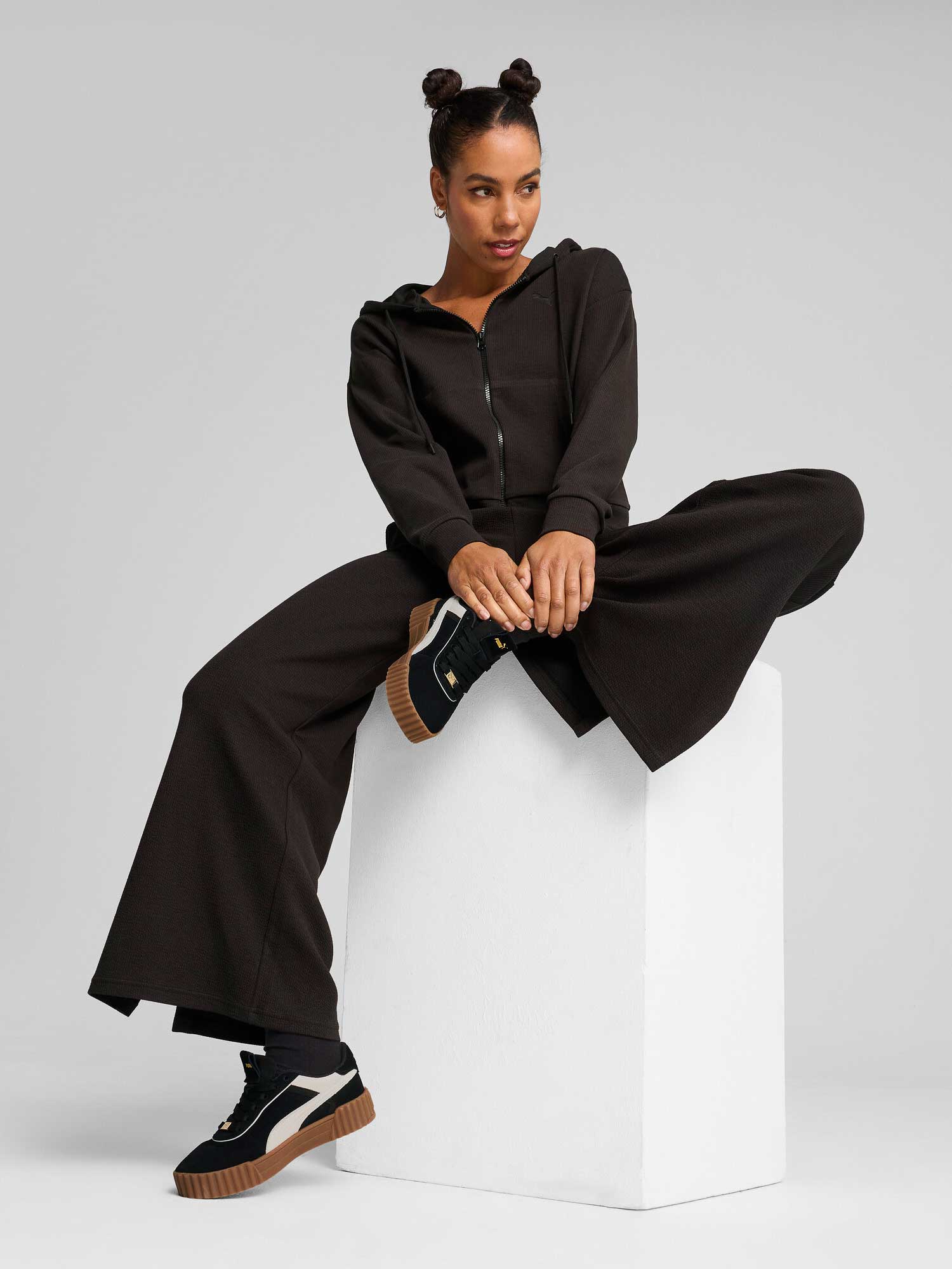 PUMA Суитшърт HER Crop Full-Zip Hoodie