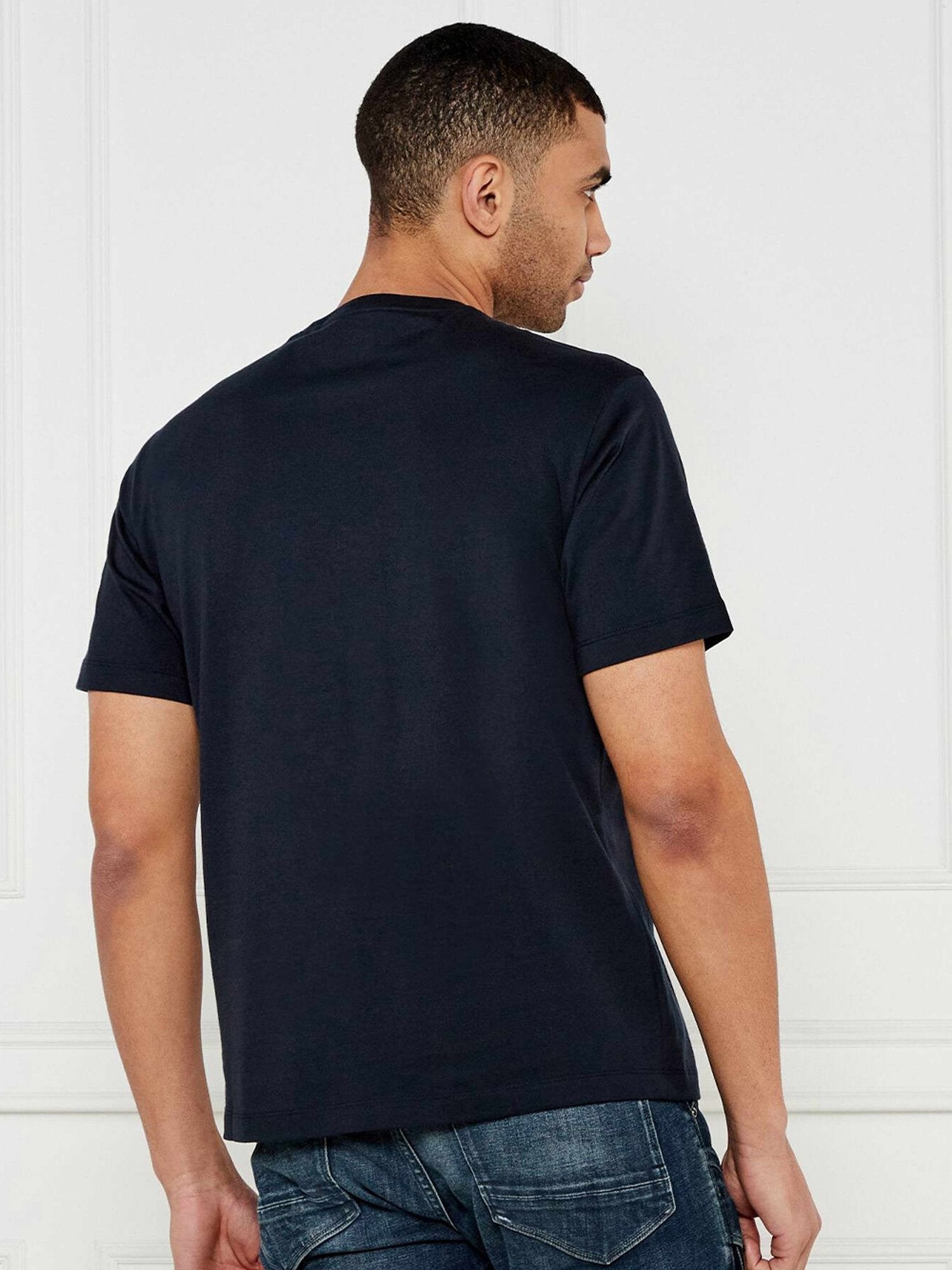 GUESS JEANS Тениска GJ SS CN REG CHEST STRIPE TEE