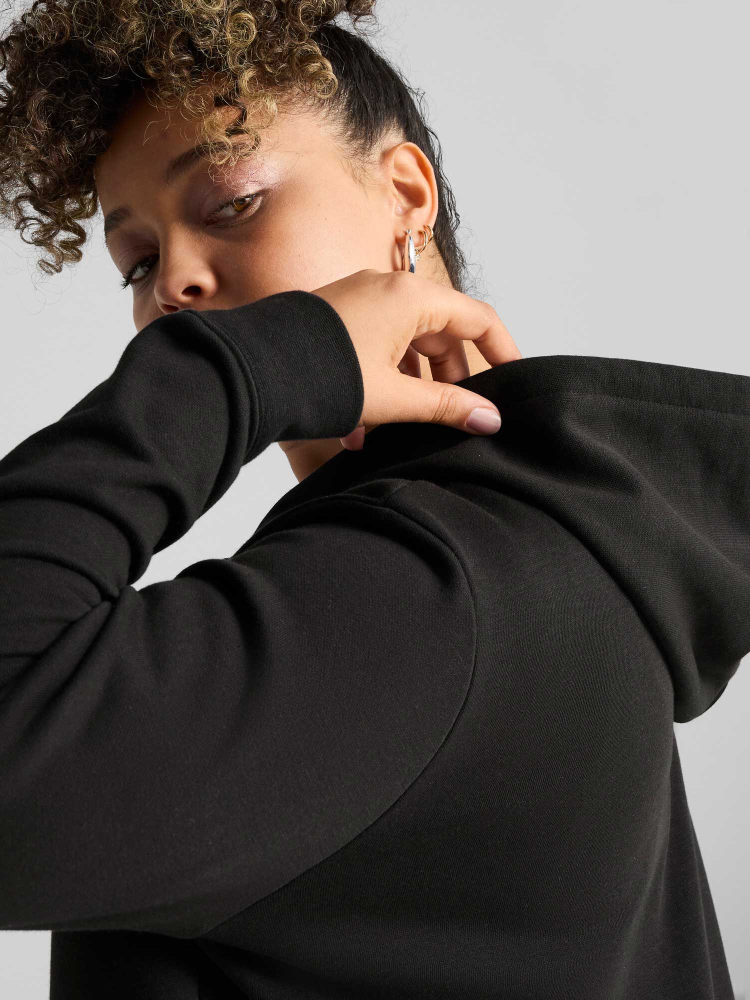 PUMA Суитшърт ESS Full-Zip Hoodie FL