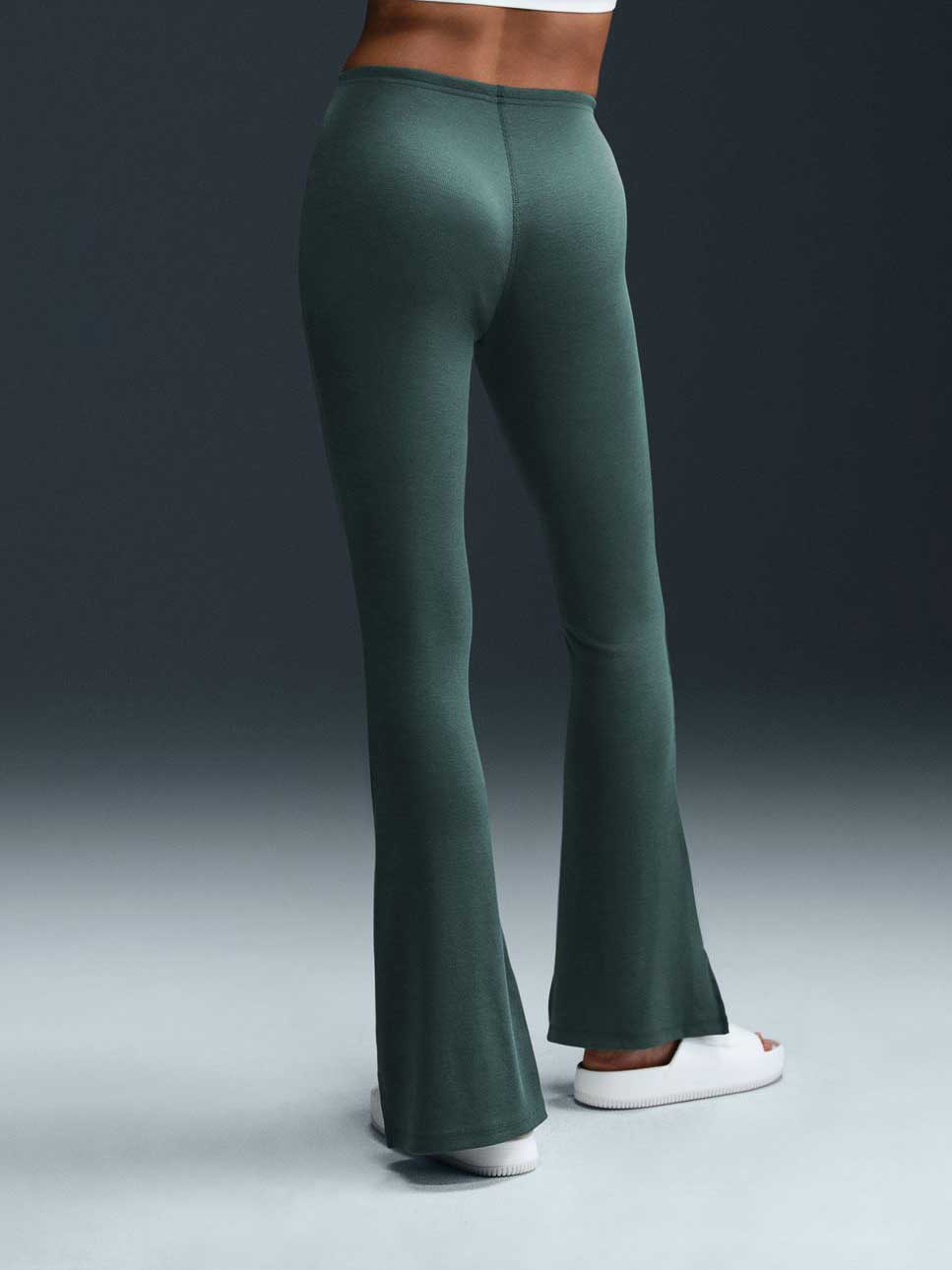 NIKE Клин W NSW NK CHLL KNT MRIB MR FLR
