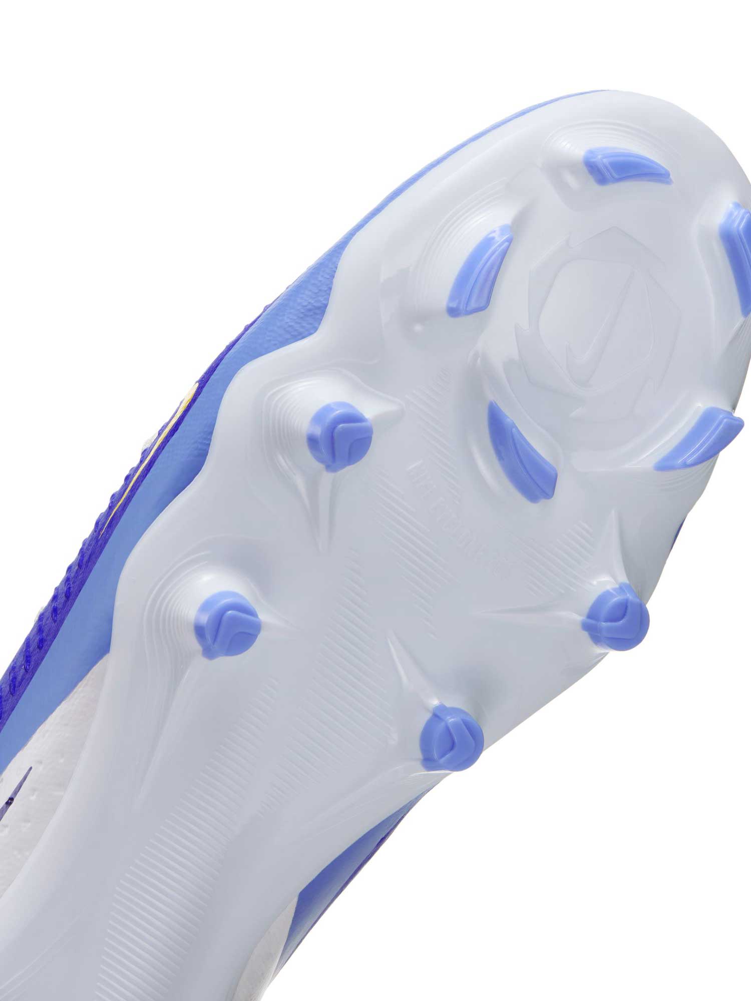 NIKE Обувки PHANTOM 6 LOW ACAD FG/MG LV8