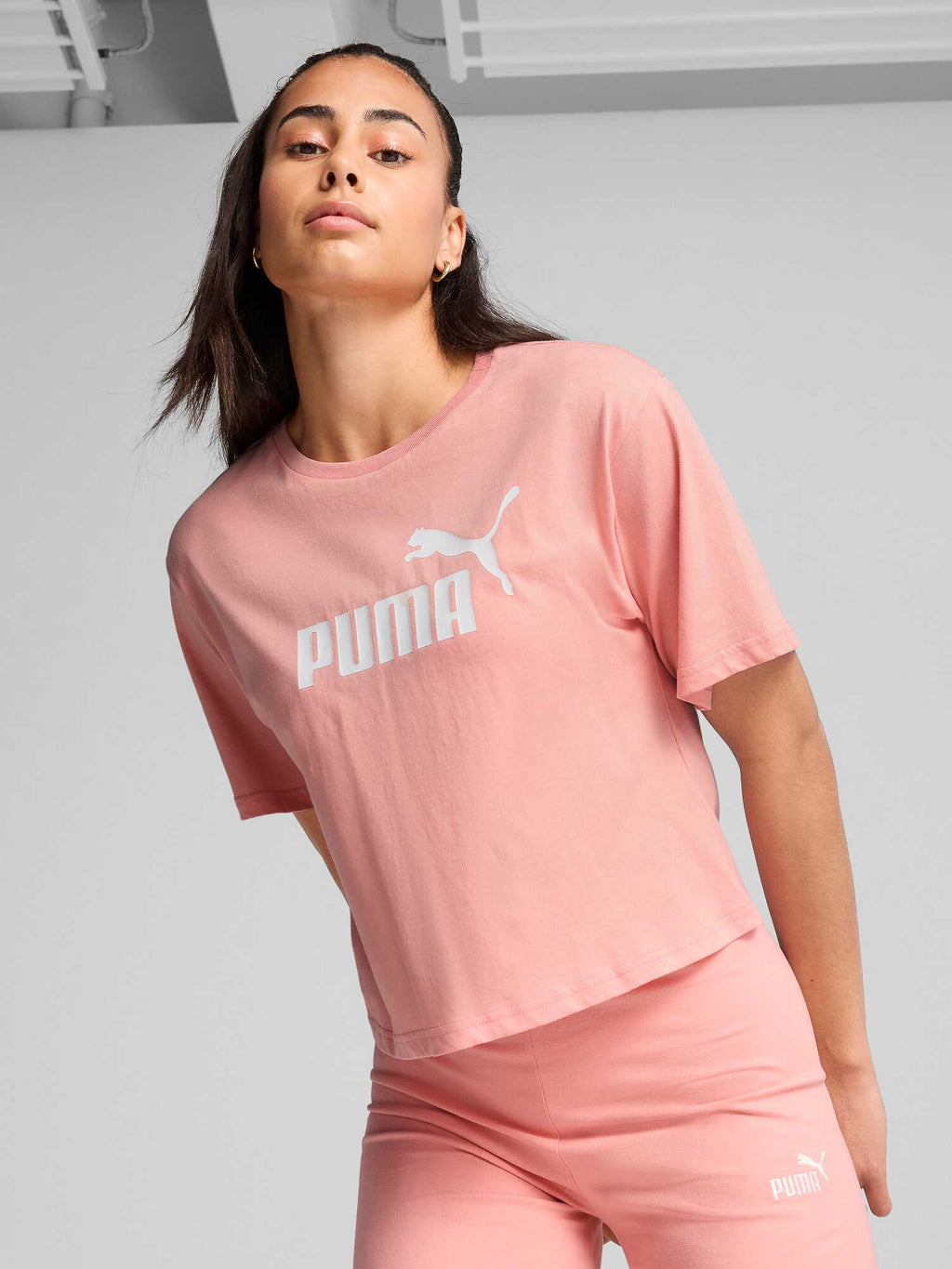 PUMA Тениска ESS Cropped No.1 Logo Tee
