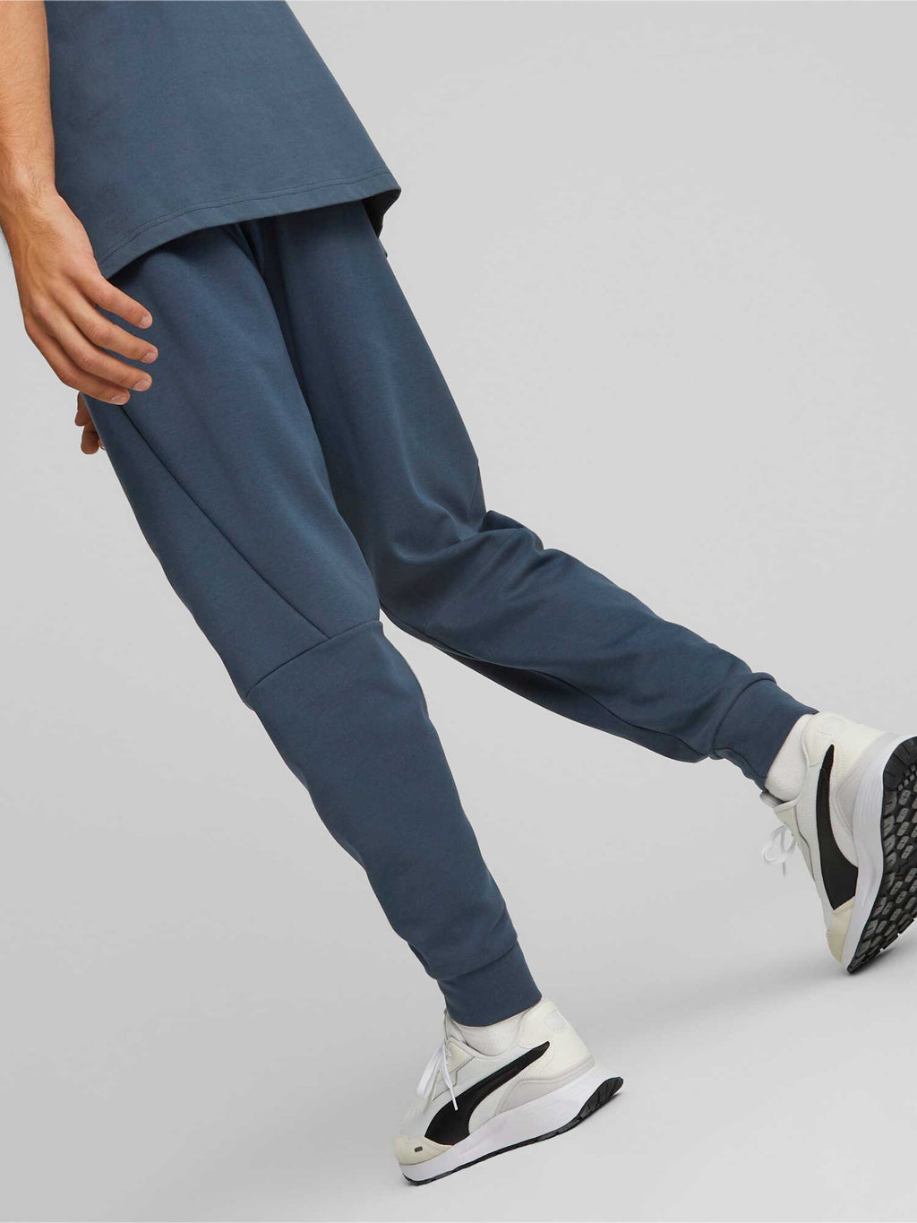 PUMA Спортно долнище RAD/CAL DK