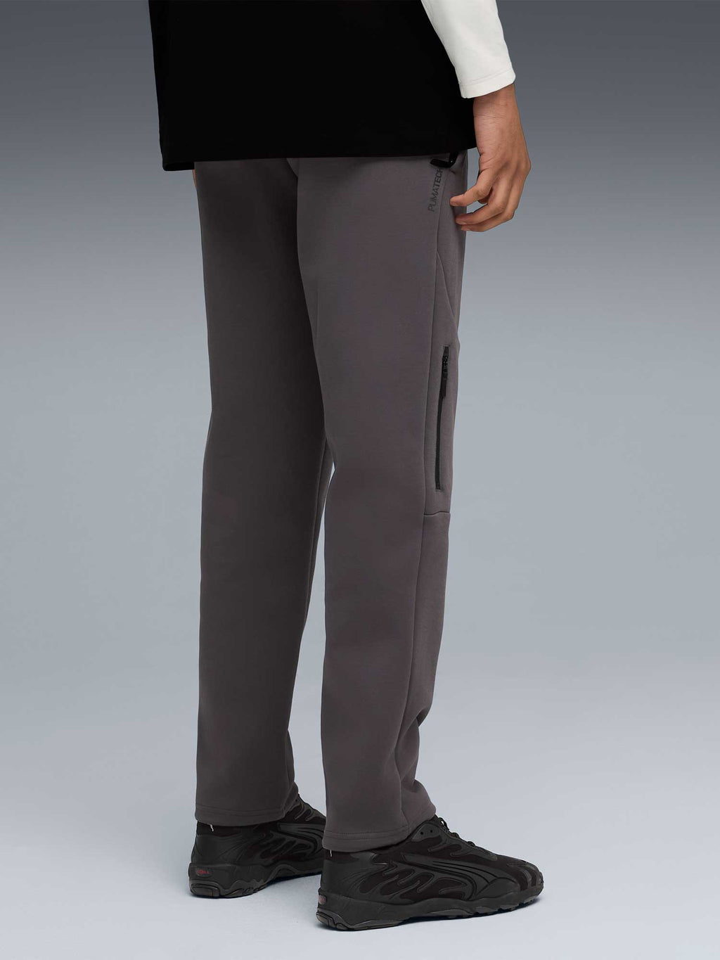 PUMA Спортно долнище PUMATECH Track Pants DK op