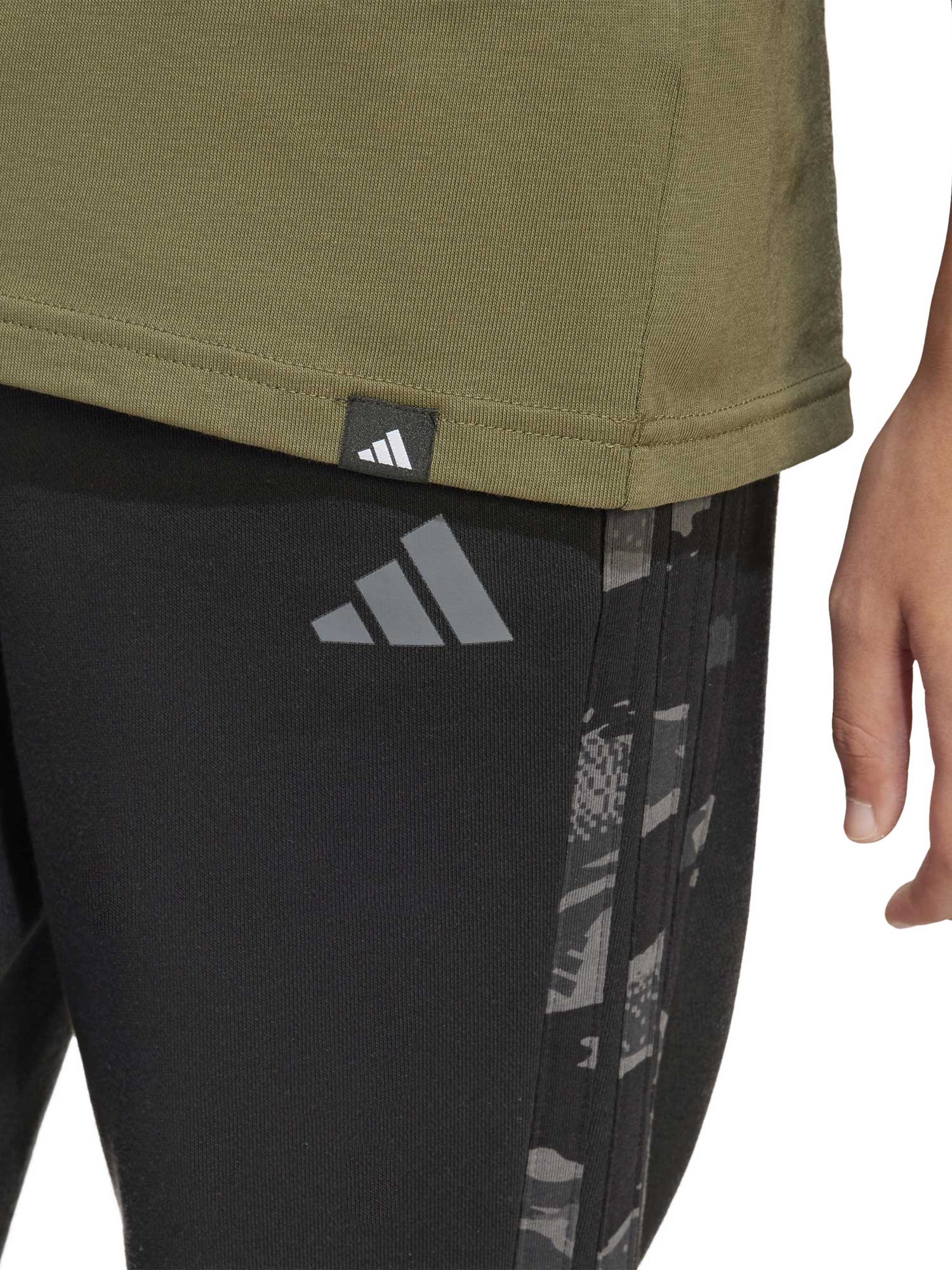 ADIDAS SPORTSWEAR Тениска Camo Linear Graphic T-Shirt Kids