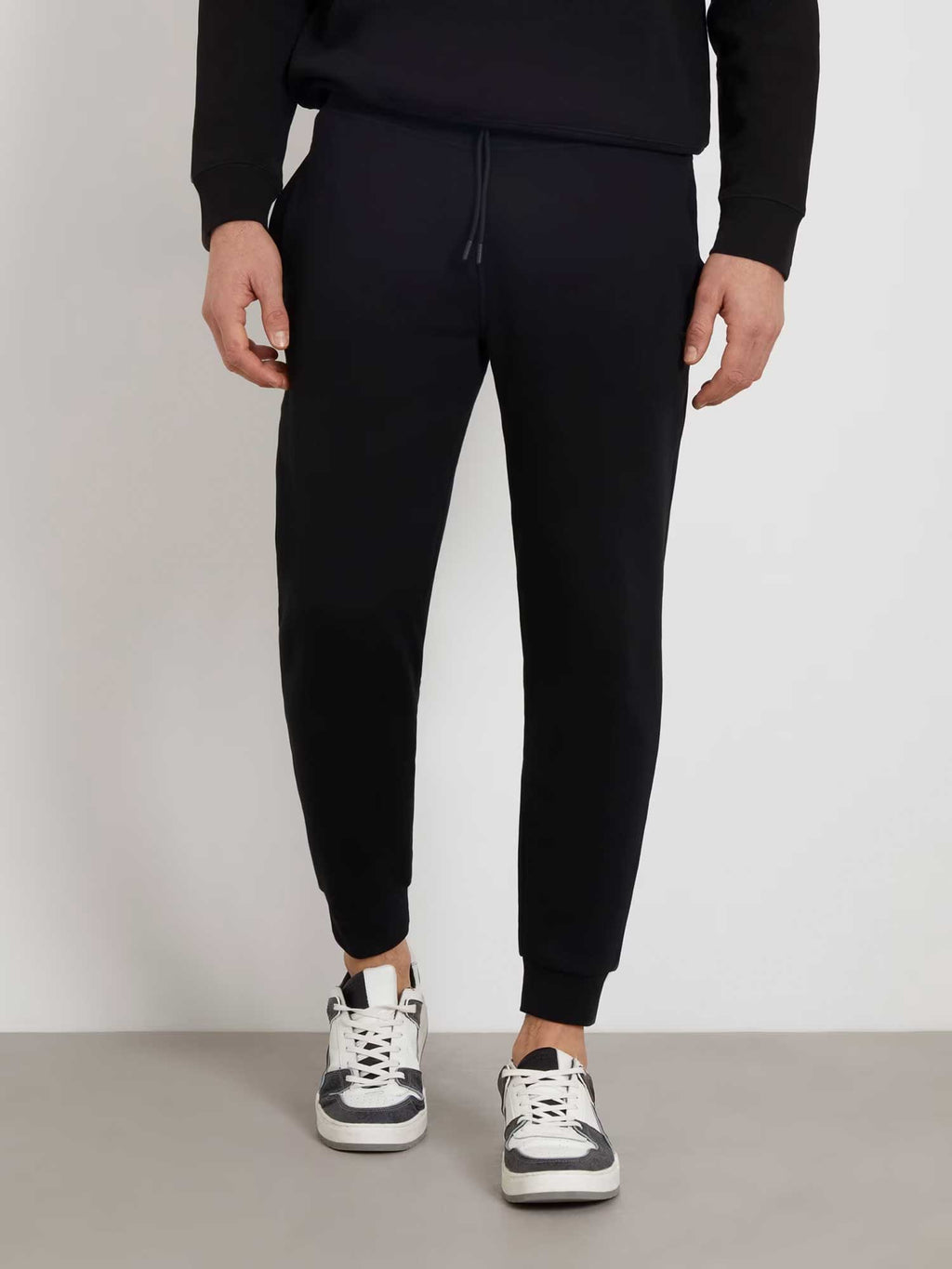 GUESS Спортно долнище ALDWIN LONG PANT