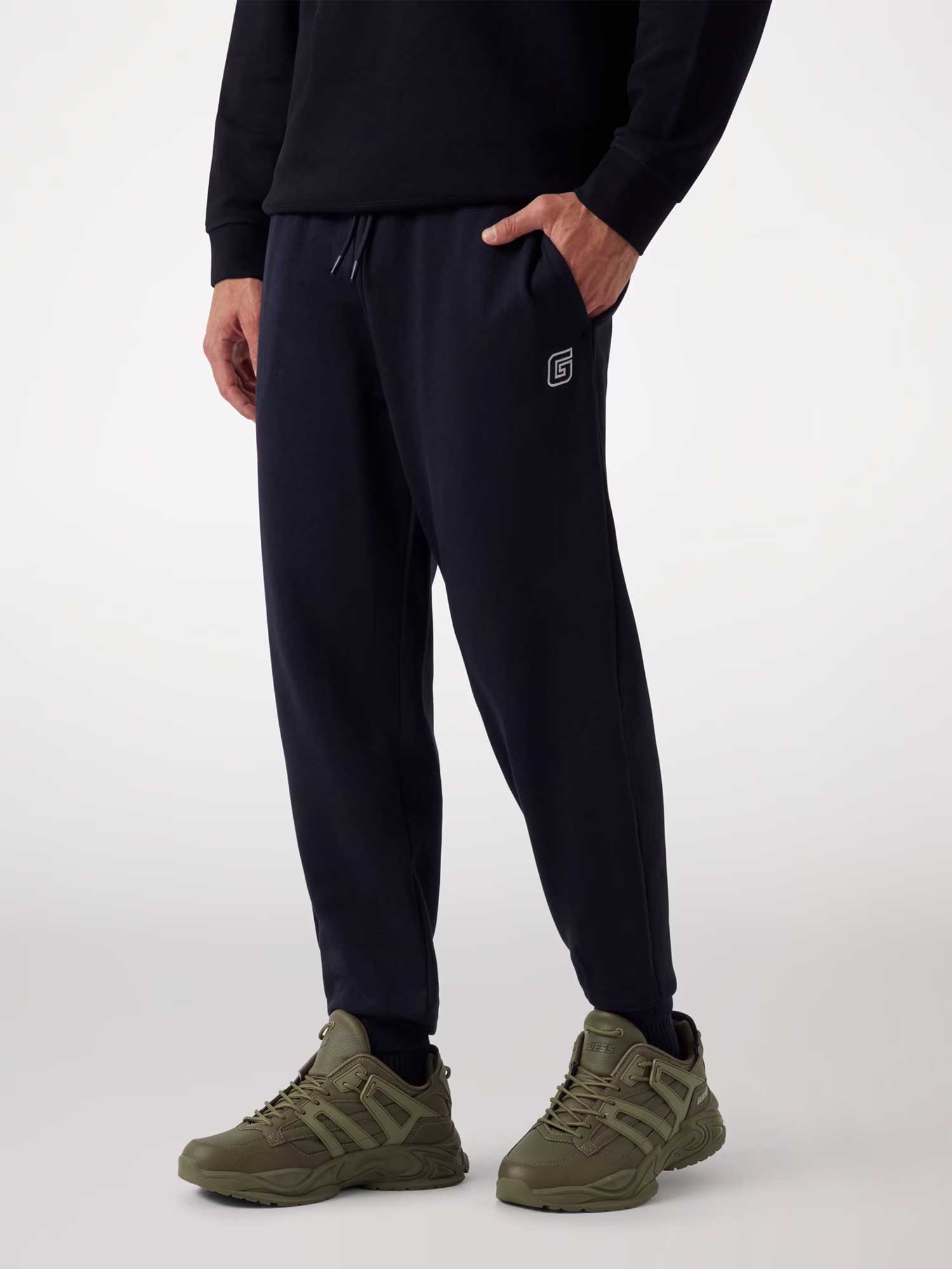 GUESS Спортно долнище MENTORE CUFFED PANT