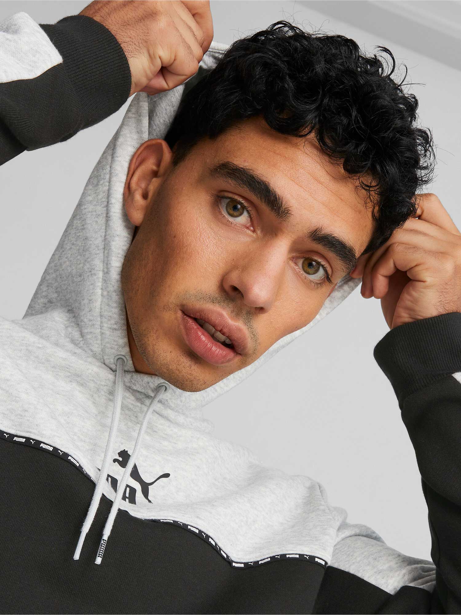 PUMA Суитшърт ESS BLOCK x TAPE Hoodie FL