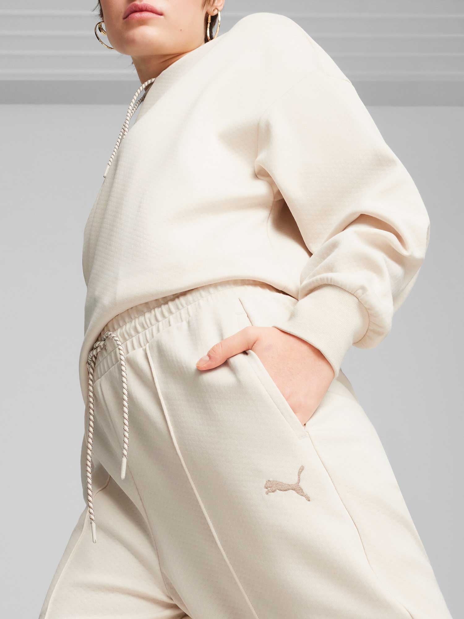 PUMA Спортно долнище CLASSICS Pintuck Sweatpants DK