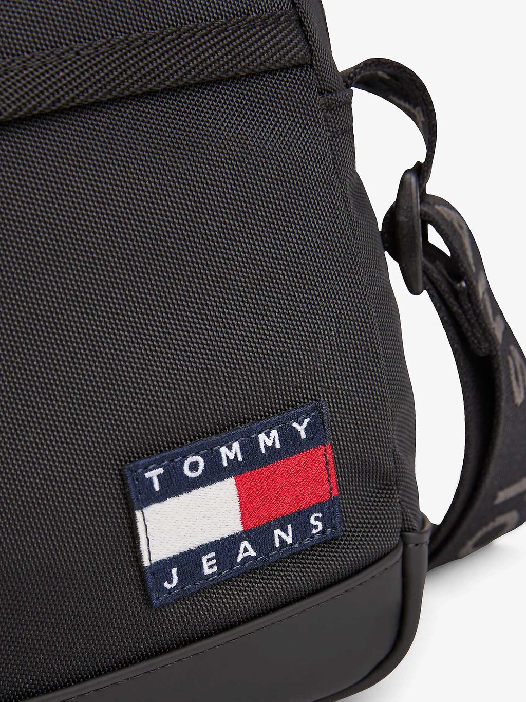 TOMMY JEANS Чанта TJM ESS DAILY REPORTER