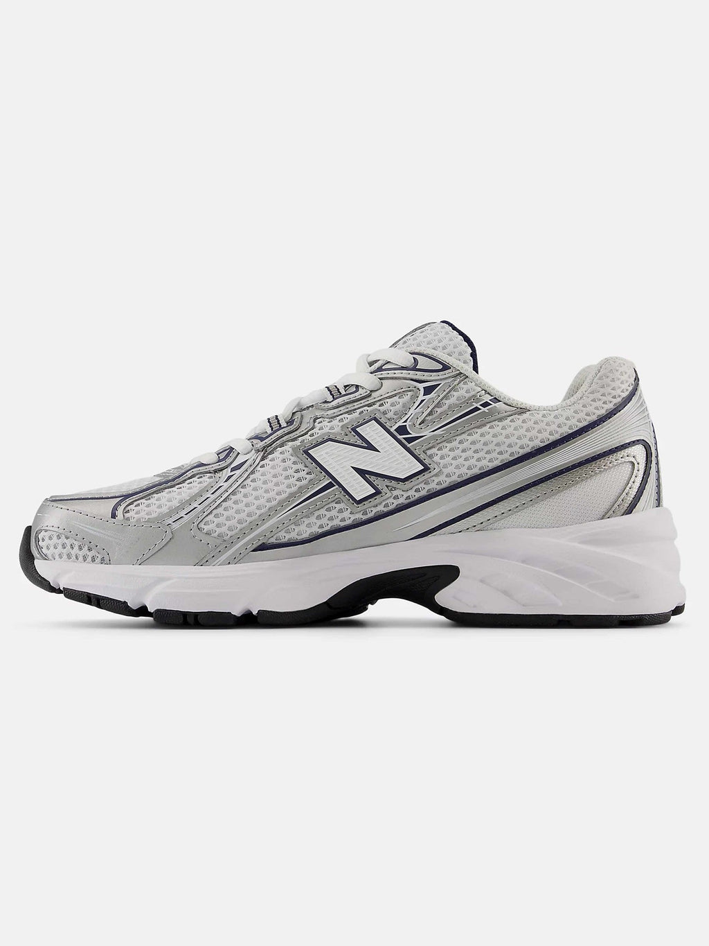 NEW BALANCE Обувки 740