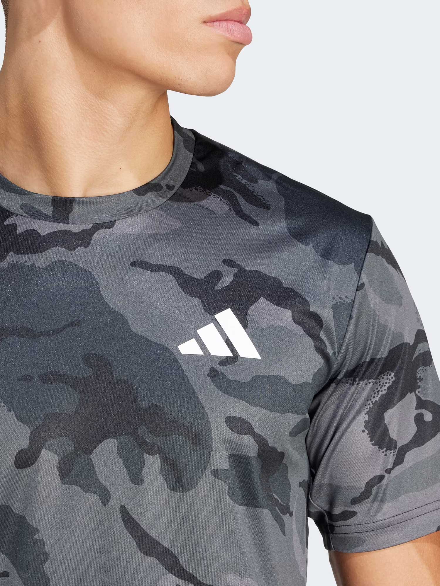 ADIDAS PERFORMANCE Тениска Train Essentials Seasonal Camo T-Shirt