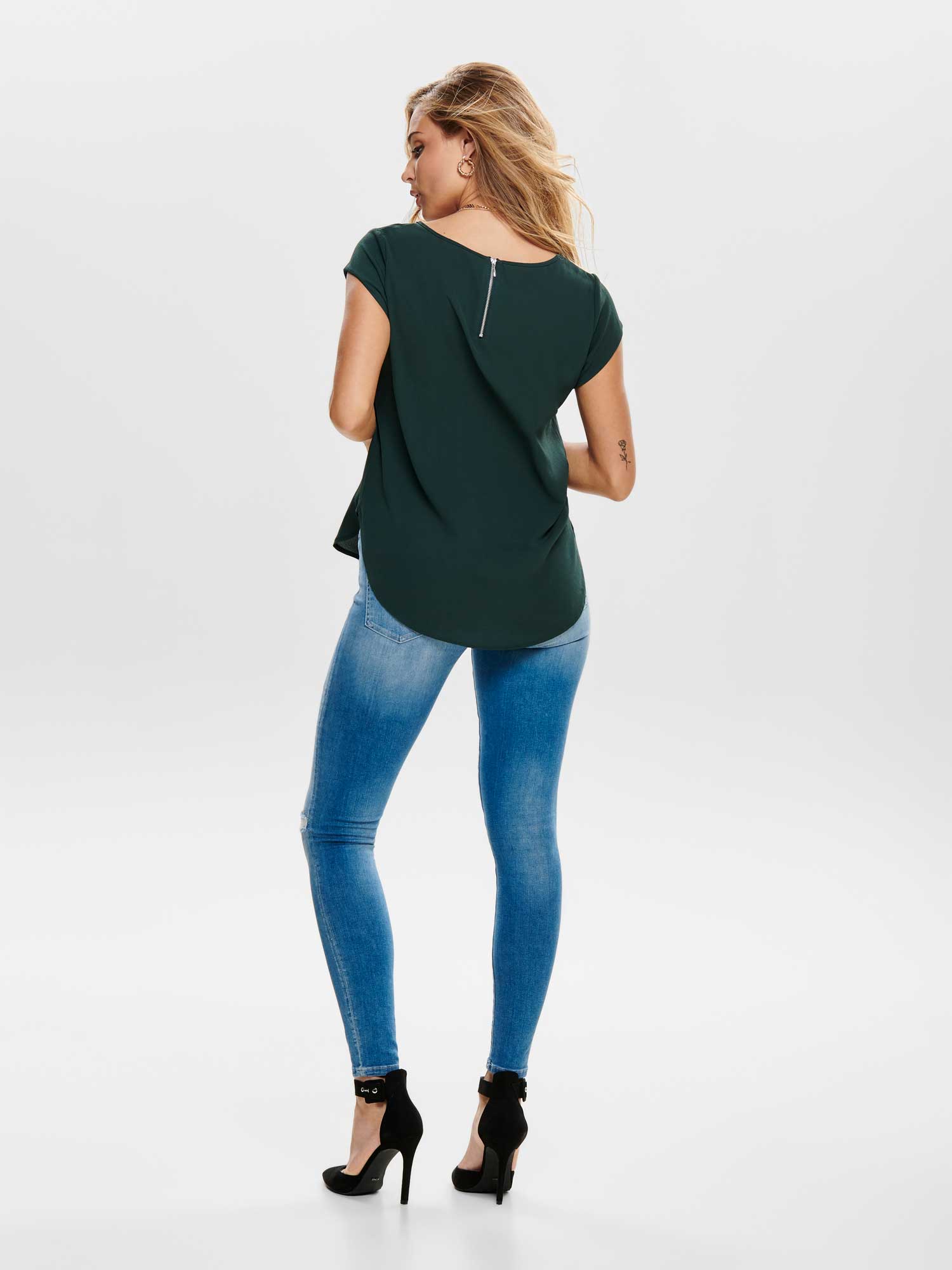 ONLY Тениска ONLVIC S/S SOLID TOP NOOS WVN