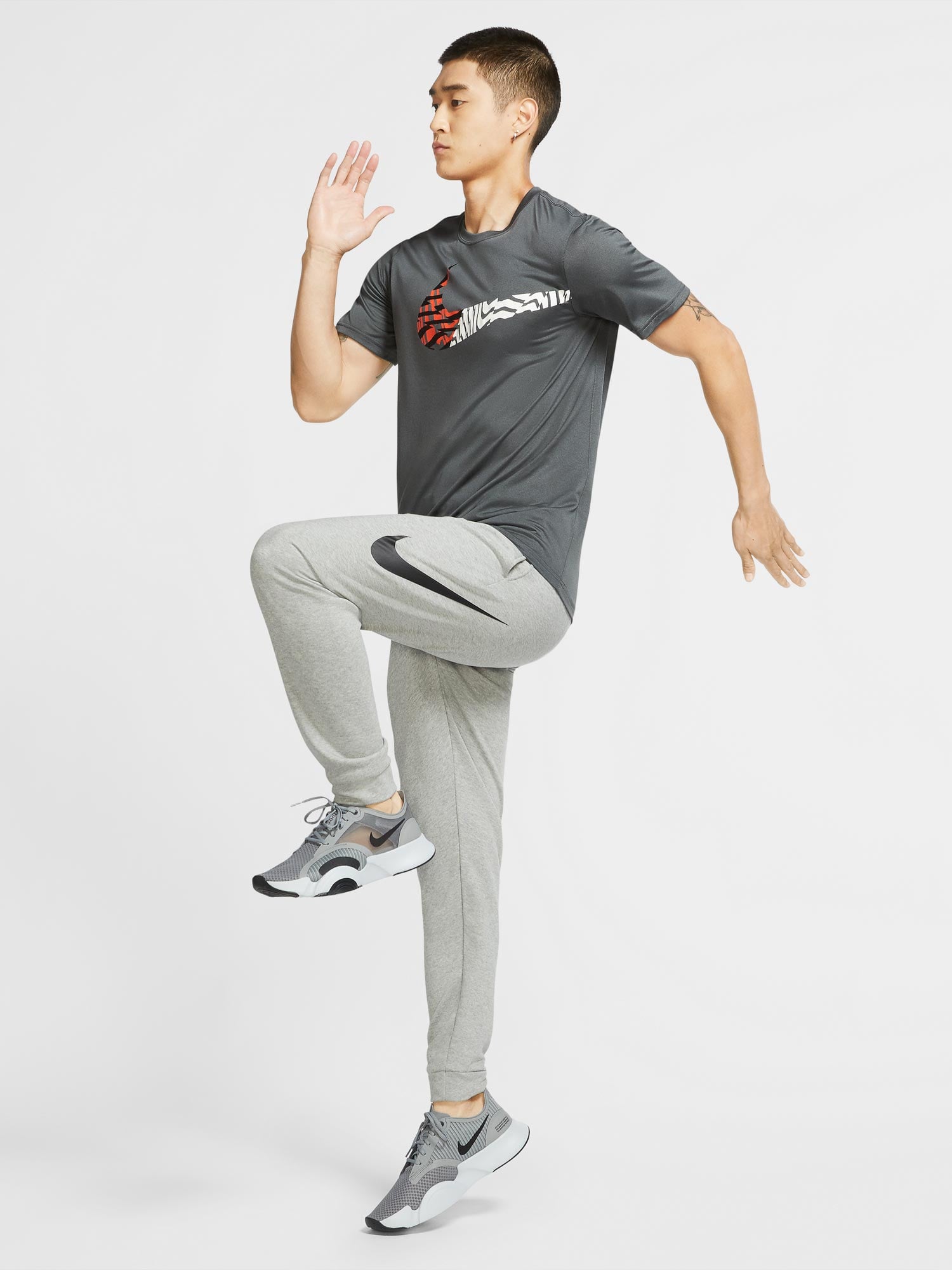 NIKE Спортно долнище M NK DF PNT TAPER FA SWSH