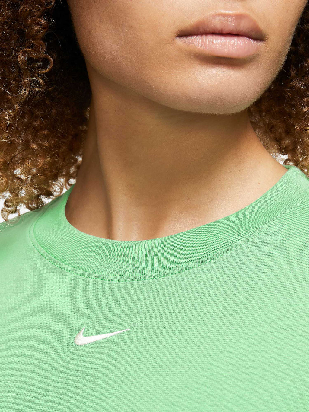 NIKE Рокля W NSW ESSNTL SS DRESS TSHRT