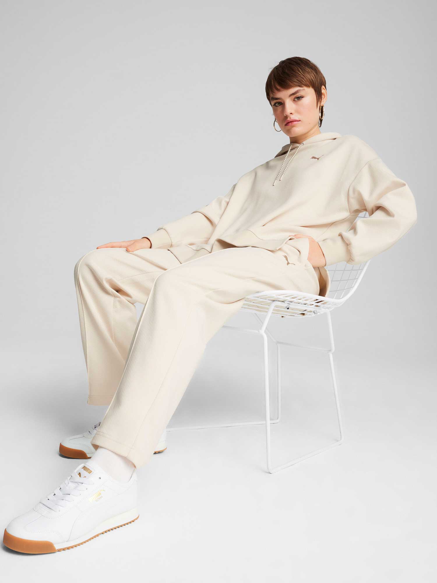PUMA Спортно долнище CLASSICS Pintuck Sweatpants DK