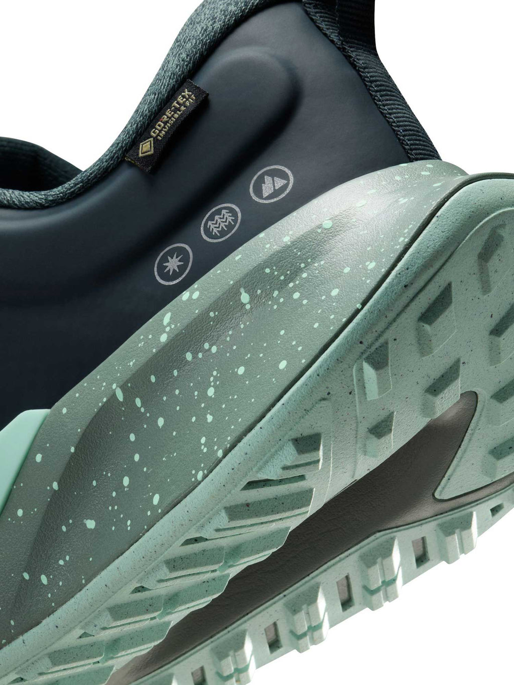 NIKE Обувки JUNIPER TRAIL 2 GTX V2
