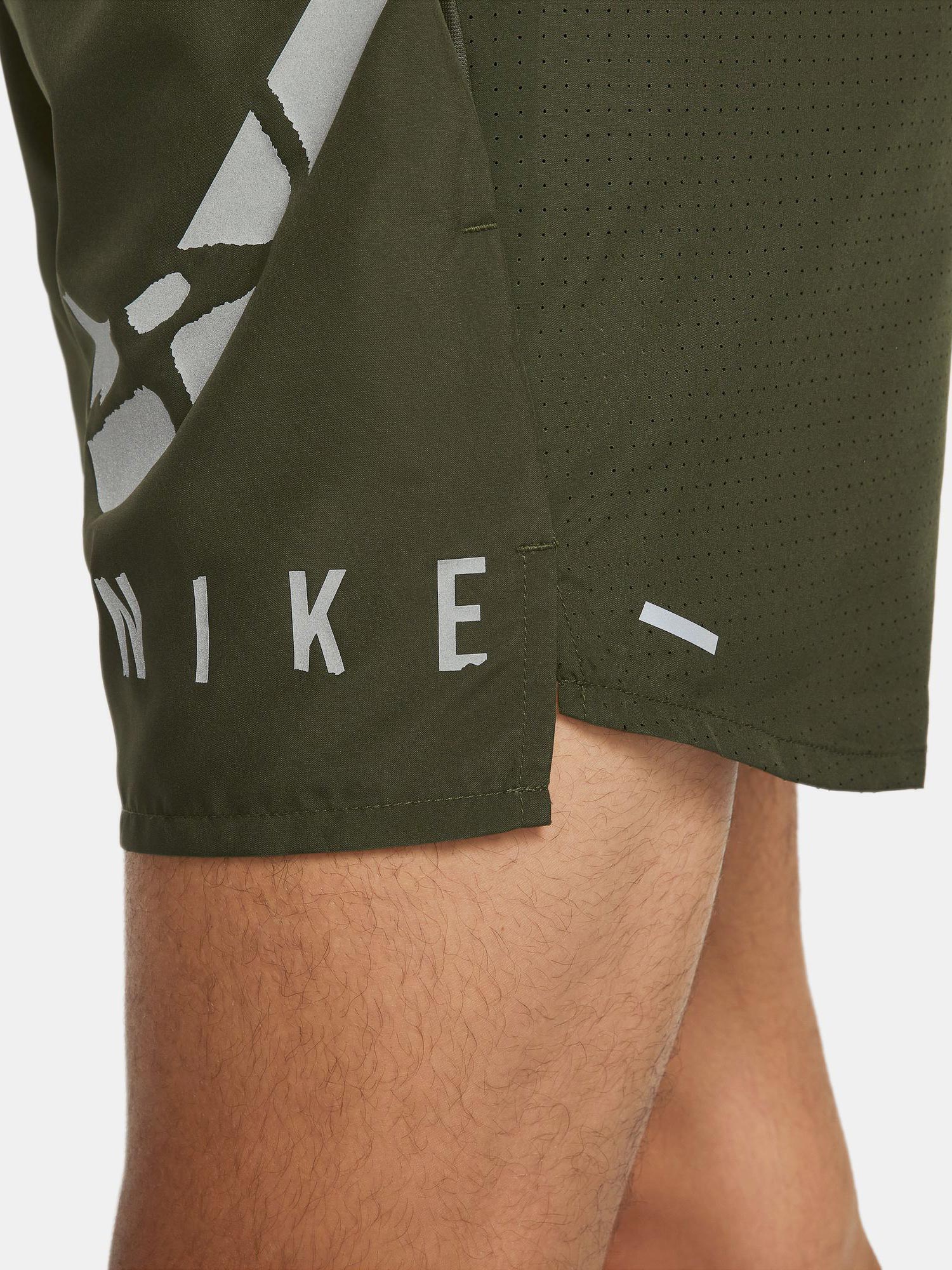NIKE Къси панталони M DF CHLNR SHRT 5BF RUN DVN