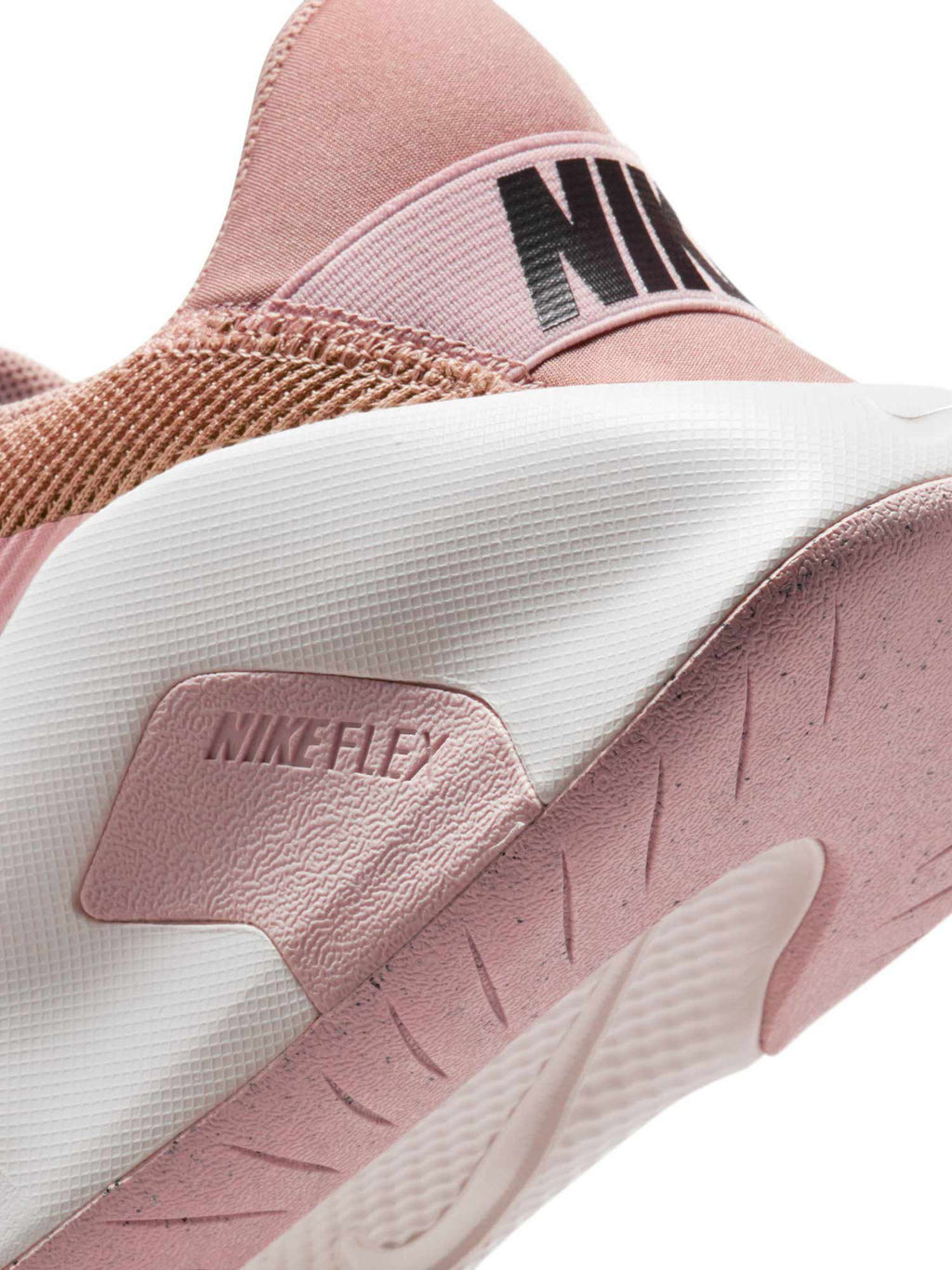 NIKE Обувки W FLEX TRAIN