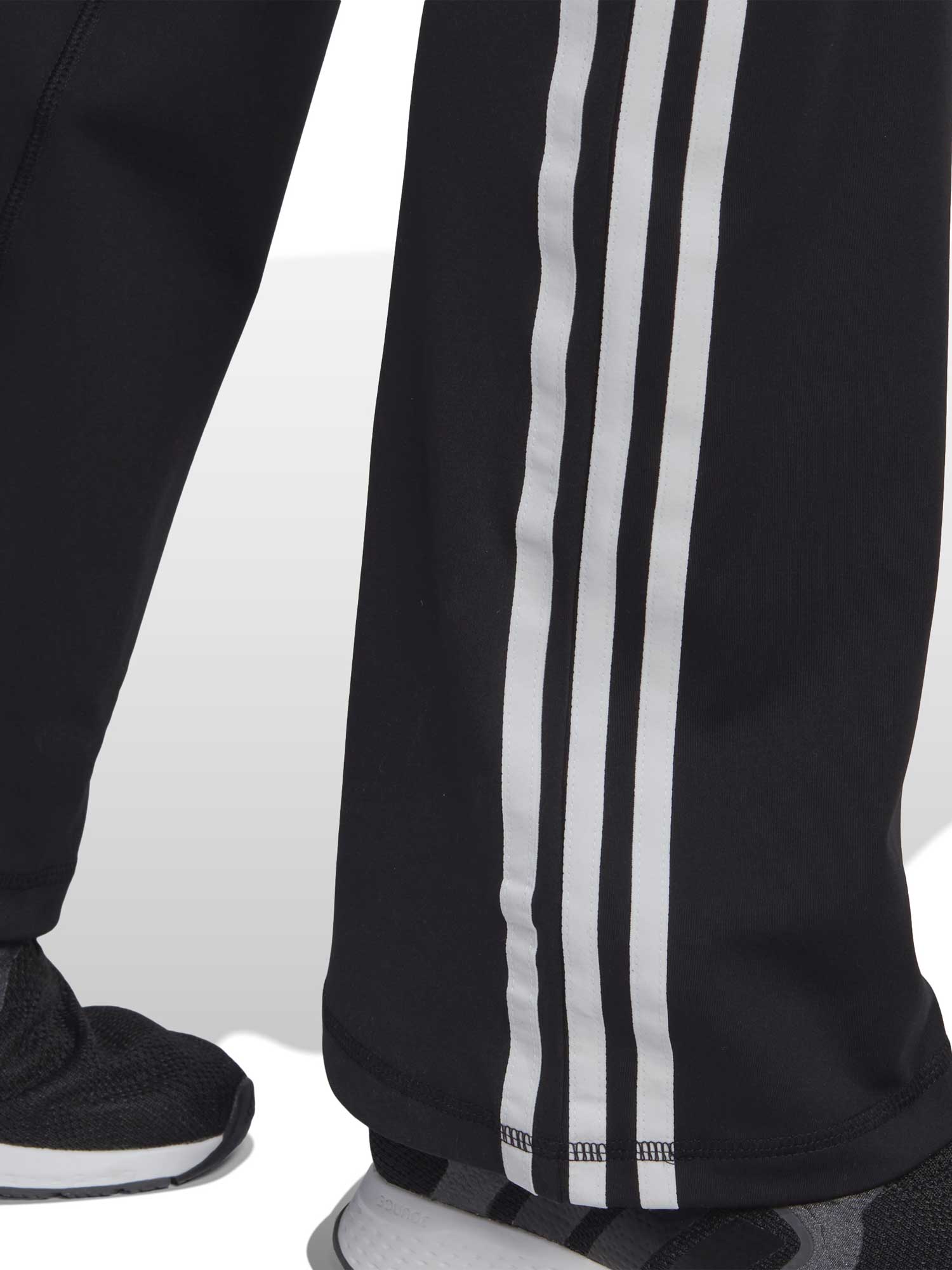ADIDAS PERFORMANCE Спортно долнище Training Essentials Flared