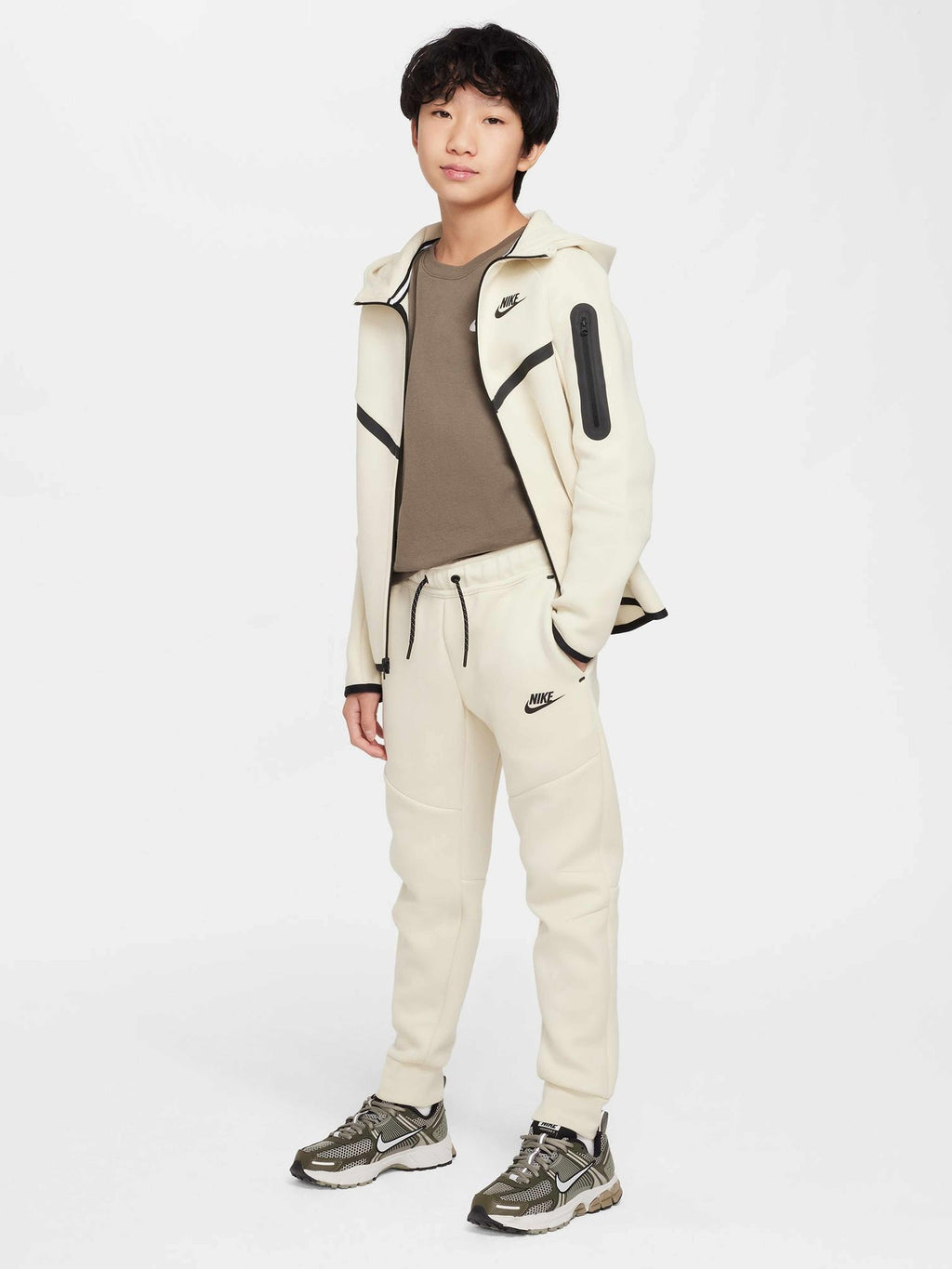 NIKE Спортно долнище B NSW TCH FLC JGGR - PD
